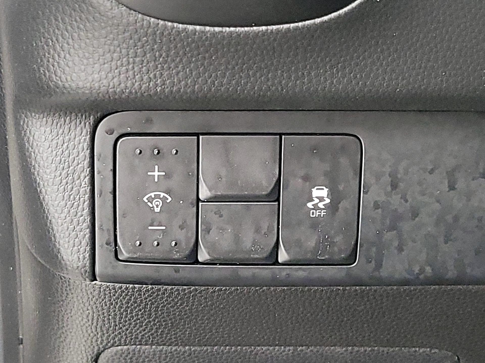 Thumbnail: 2016 Kia Soul - 13
