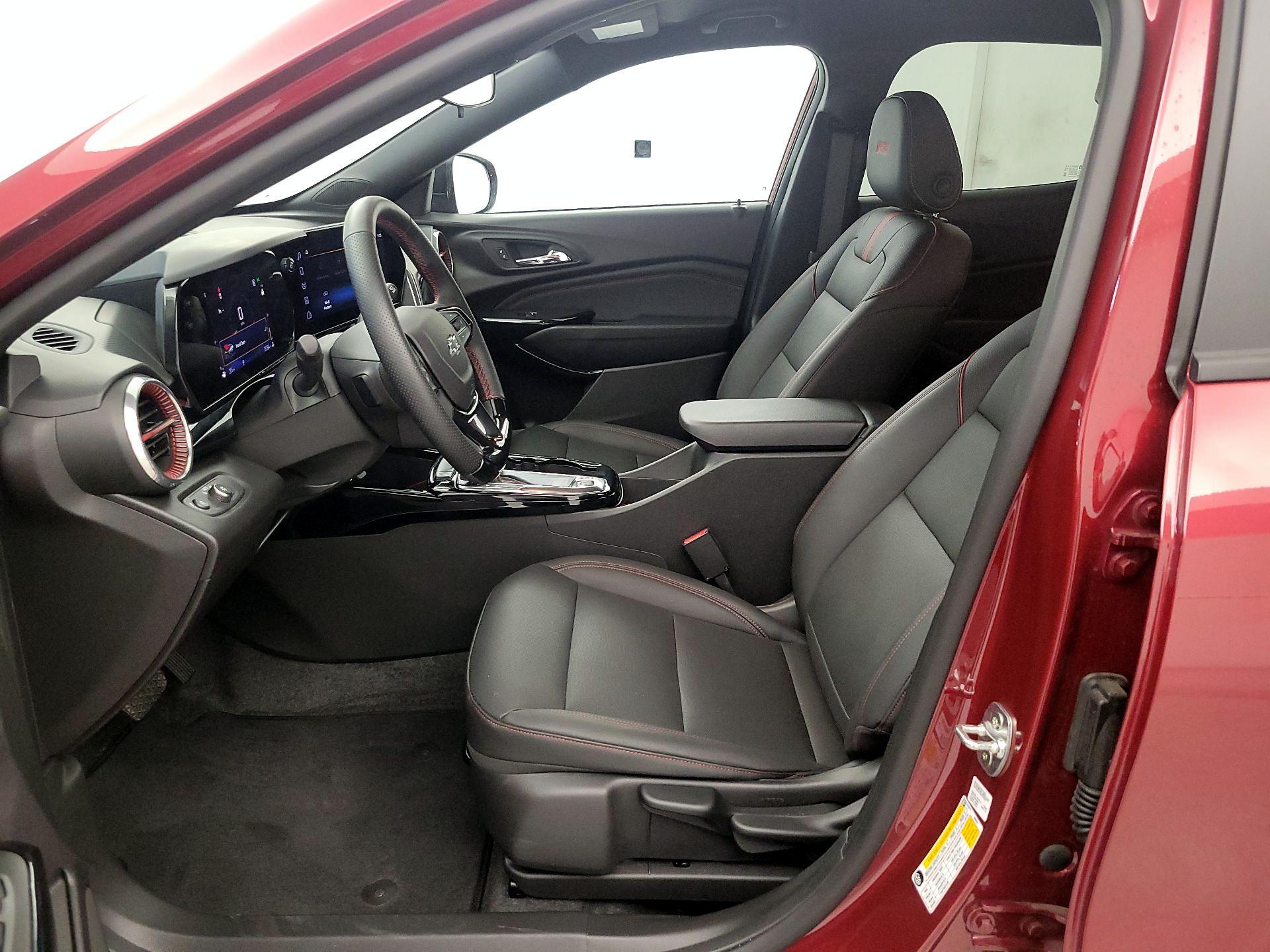 Thumbnail: 2025 Chevrolet Trax - 11