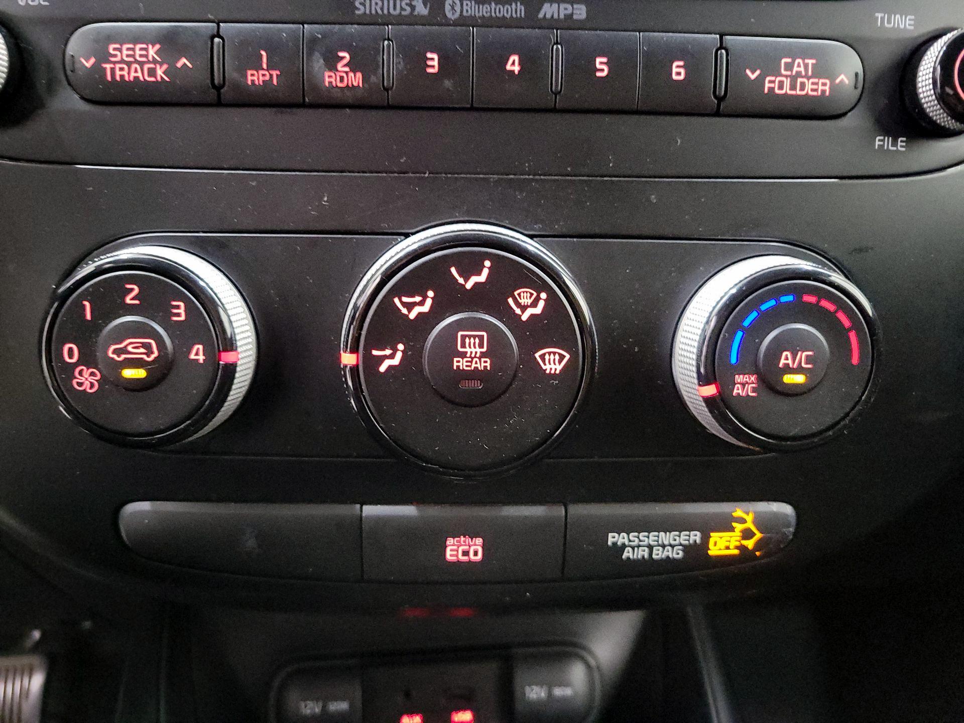 Thumbnail: 2014 Kia Soul - 15