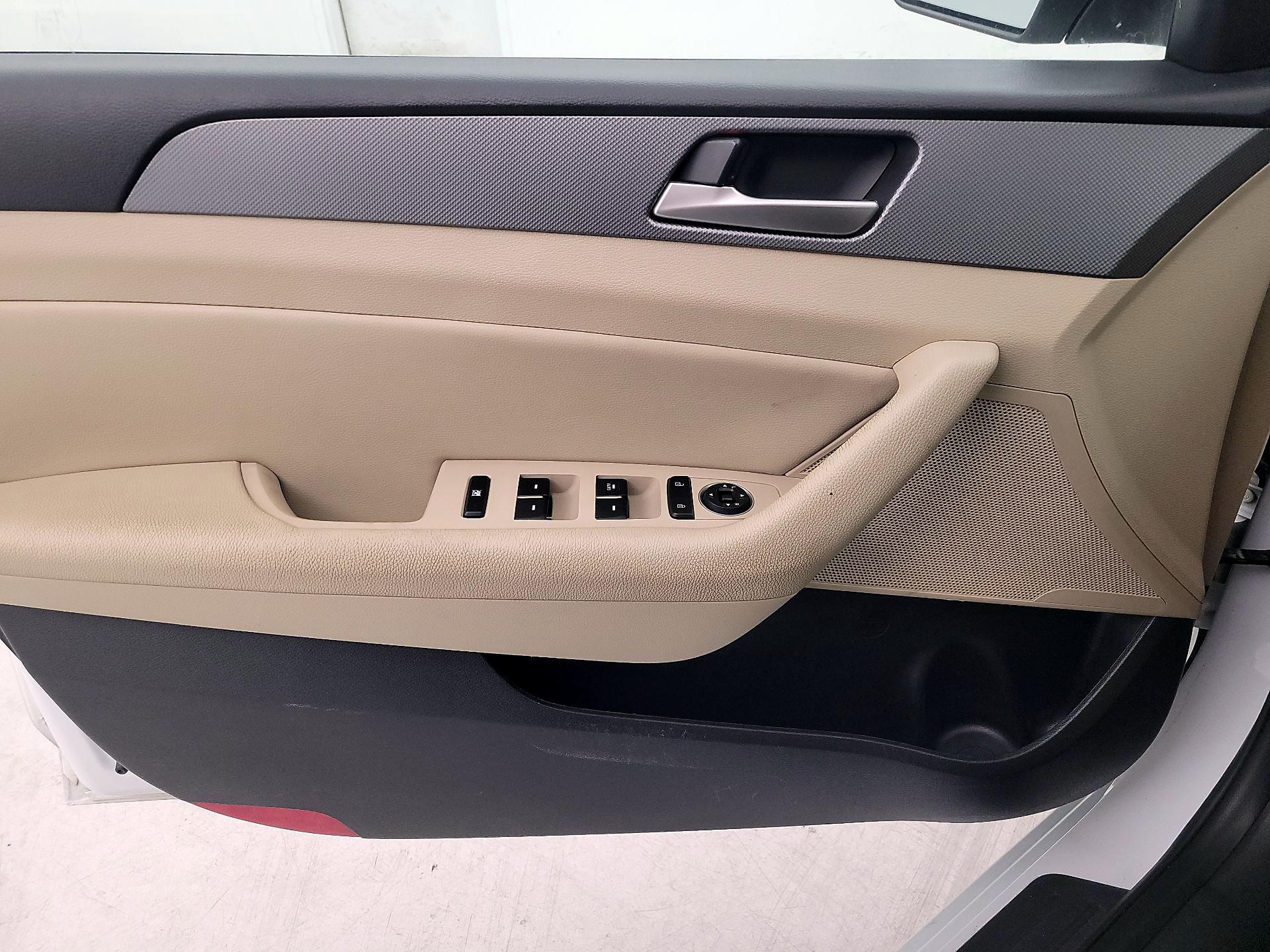 Thumbnail: 2018 Hyundai Sonata - 12