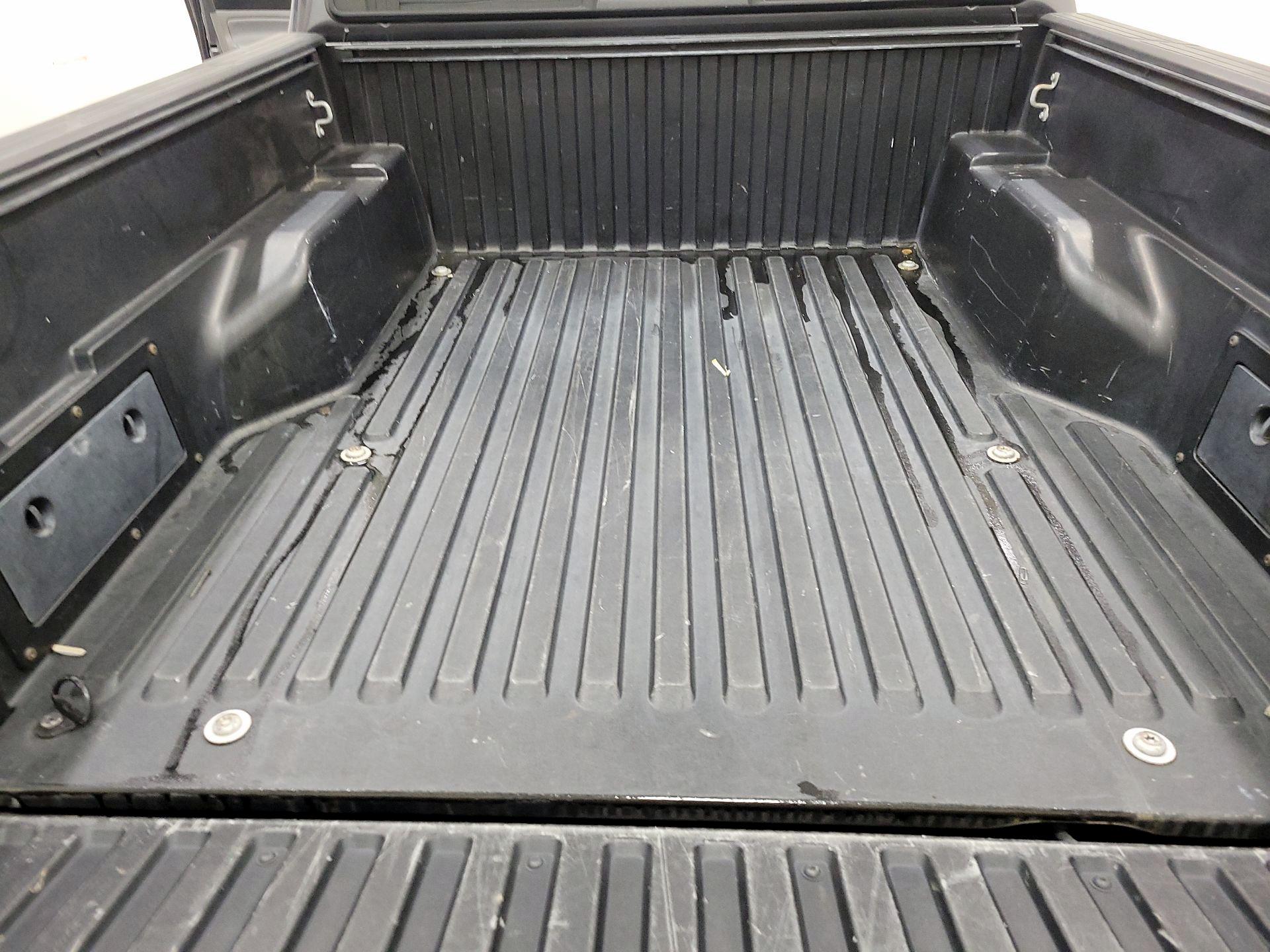 Thumbnail: 2014 Toyota Tacoma - 20