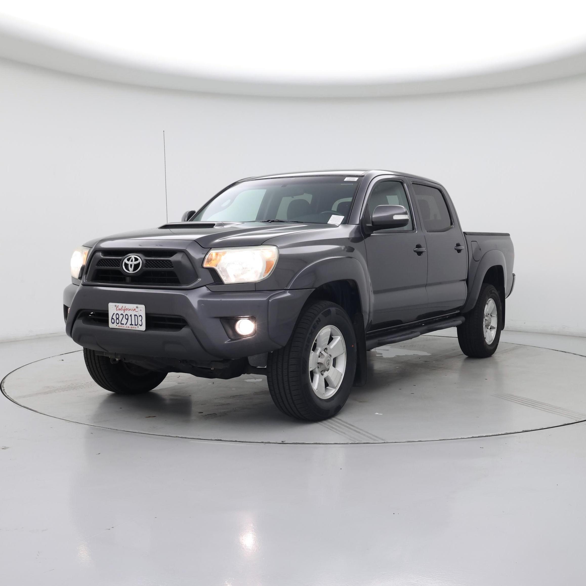 Thumbnail: 2014 Toyota Tacoma - 4