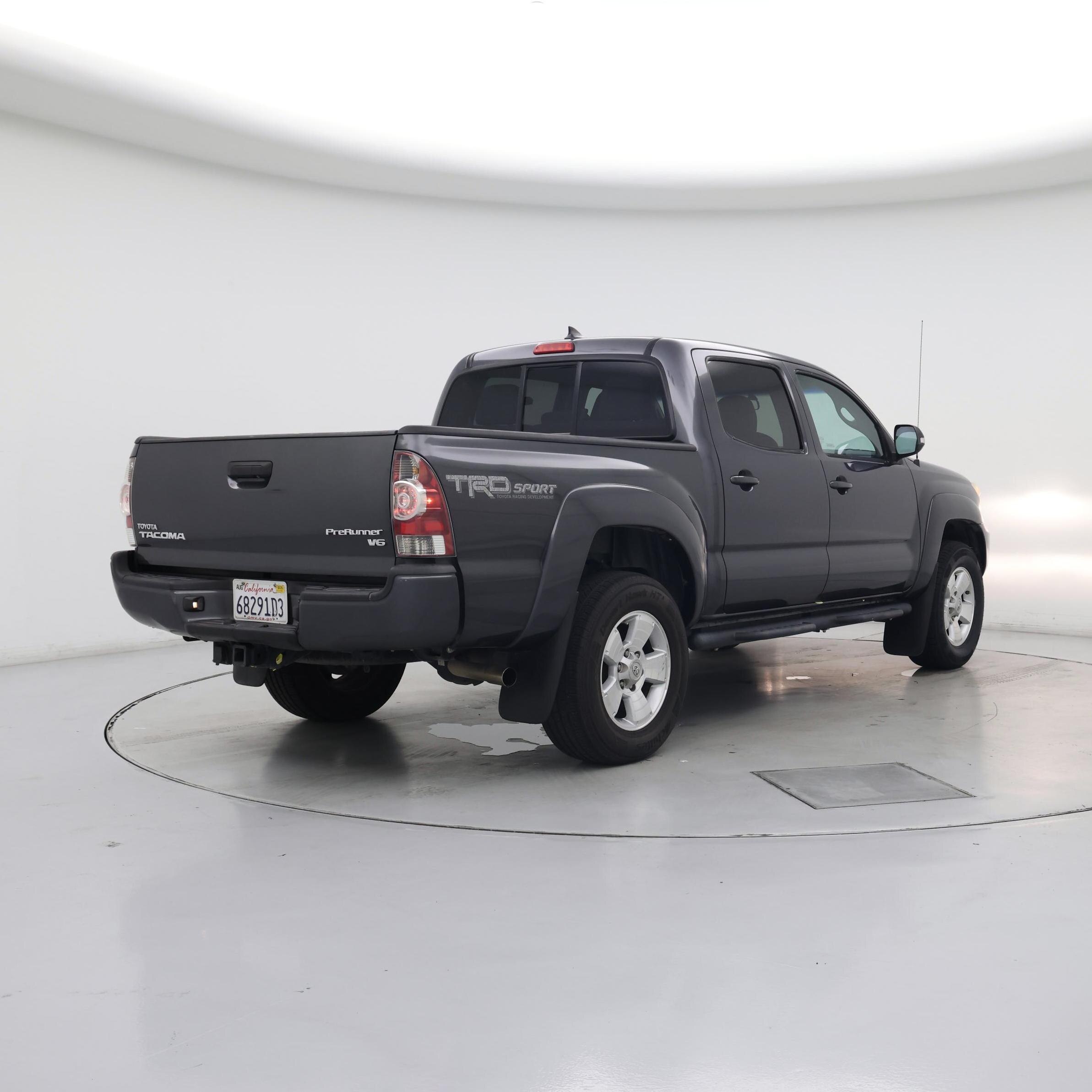 Thumbnail: 2014 Toyota Tacoma - 8