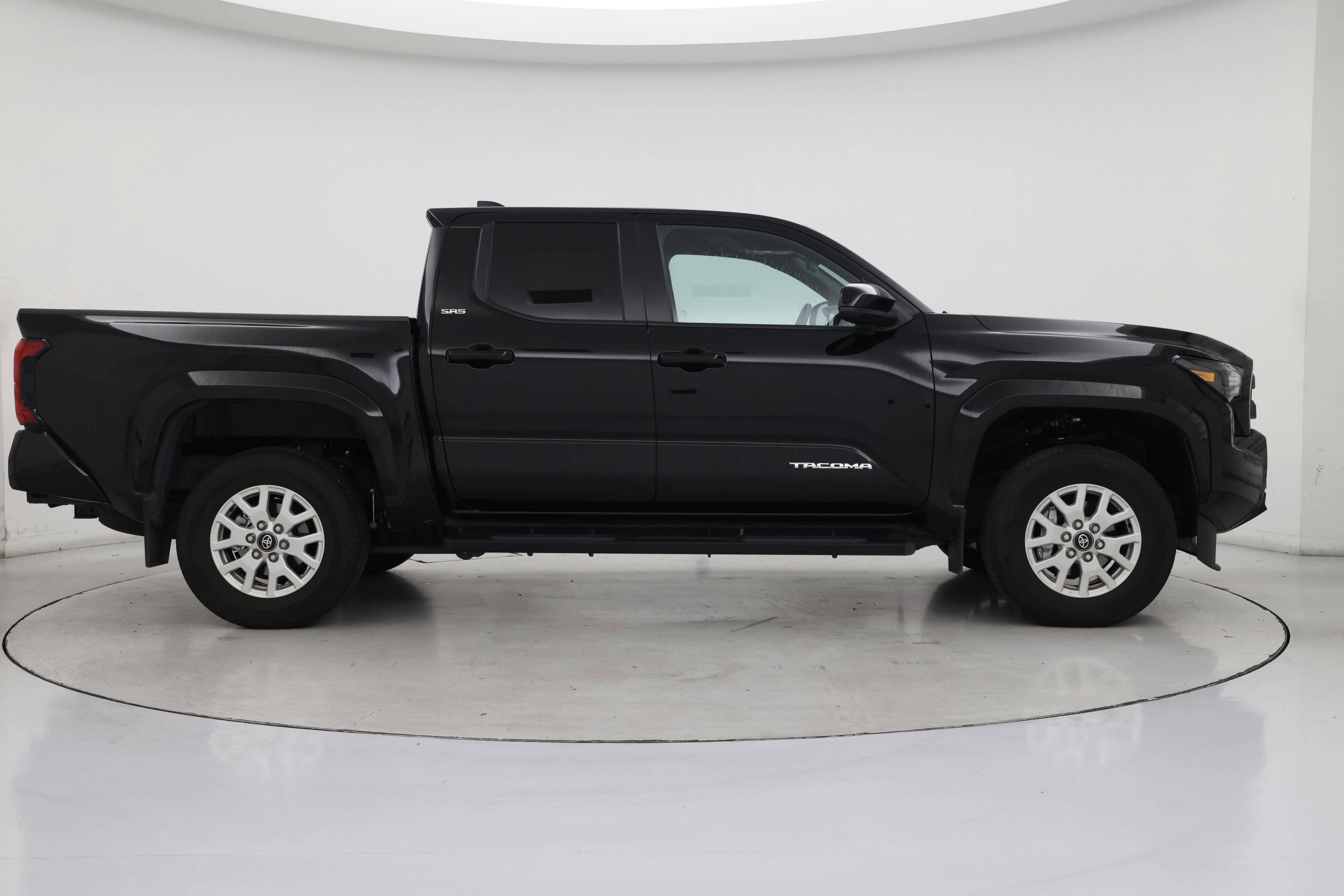 Thumbnail: 2024 Toyota Tacoma - 7