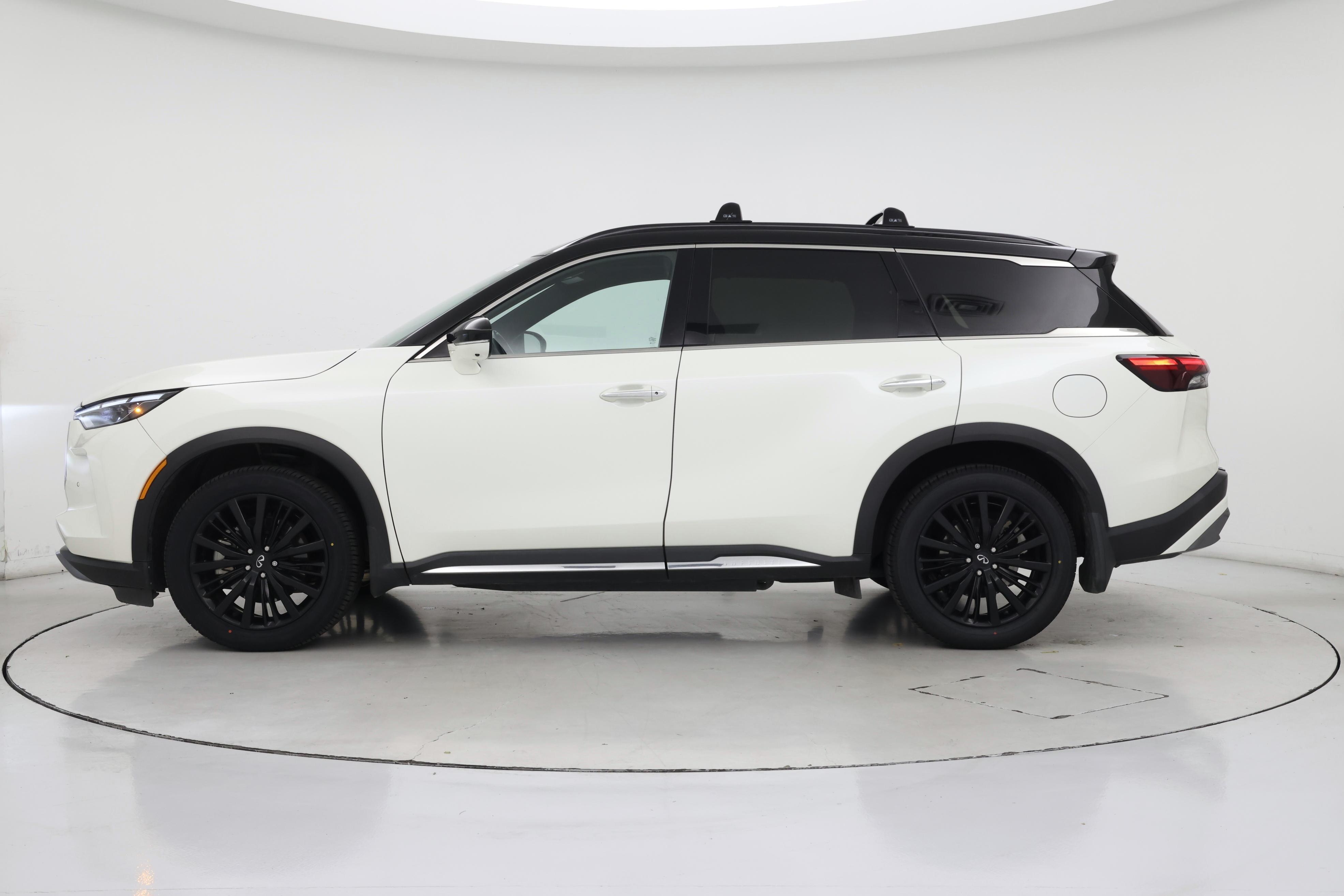 Thumbnail: 2024 INFINITI QX60 - 3
