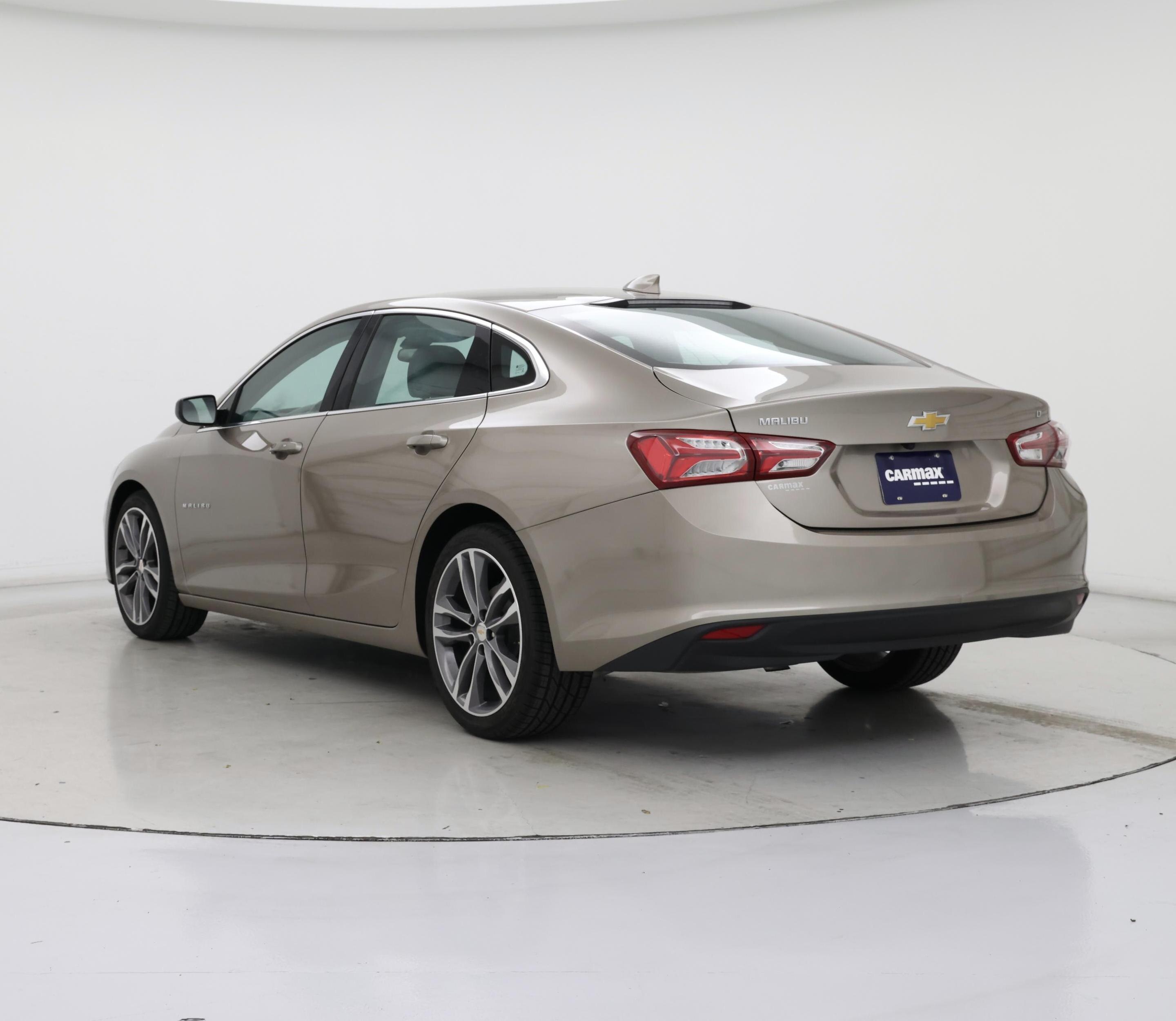 Thumbnail: 2022 Chevrolet Malibu - 2