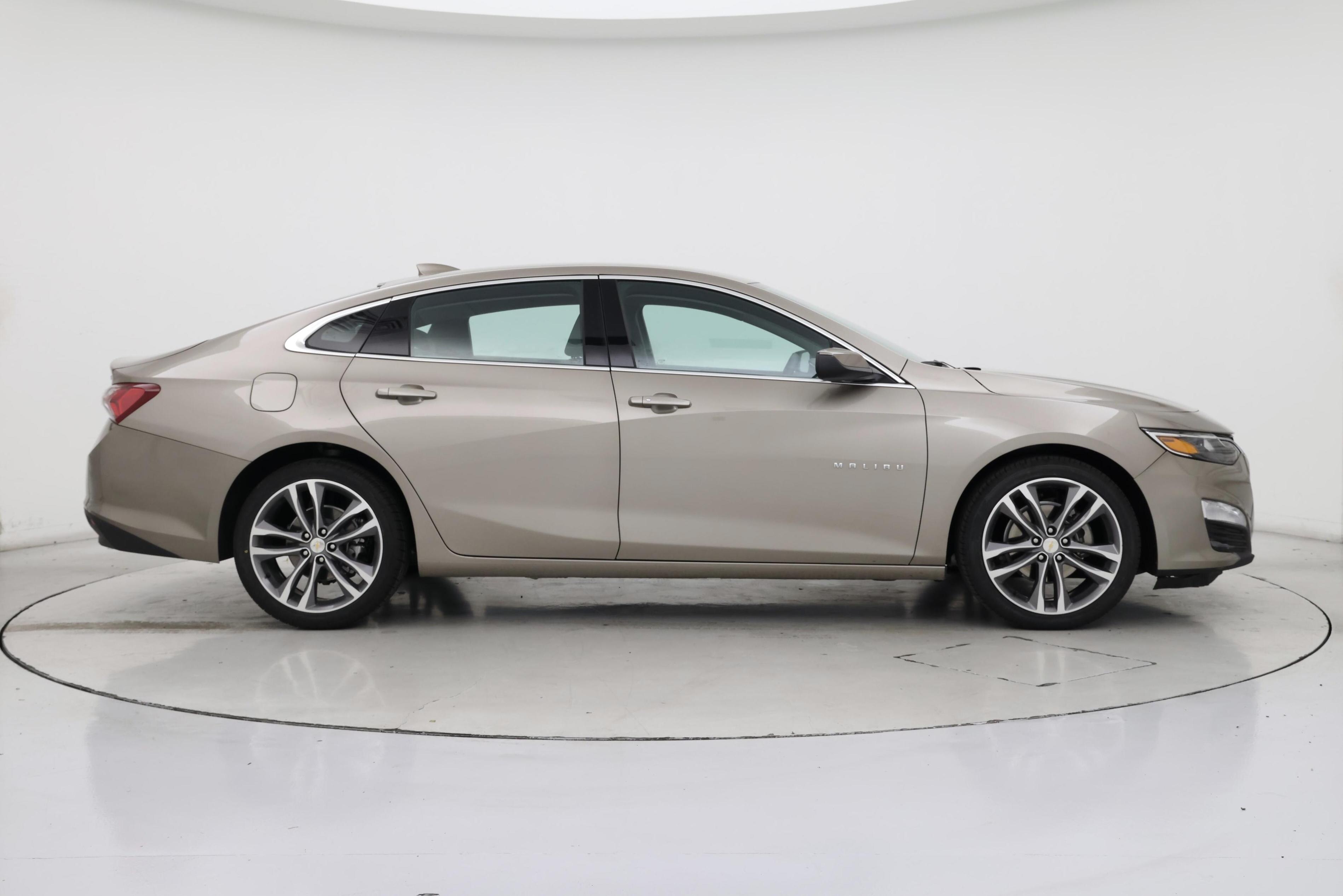 Thumbnail: 2022 Chevrolet Malibu - 7