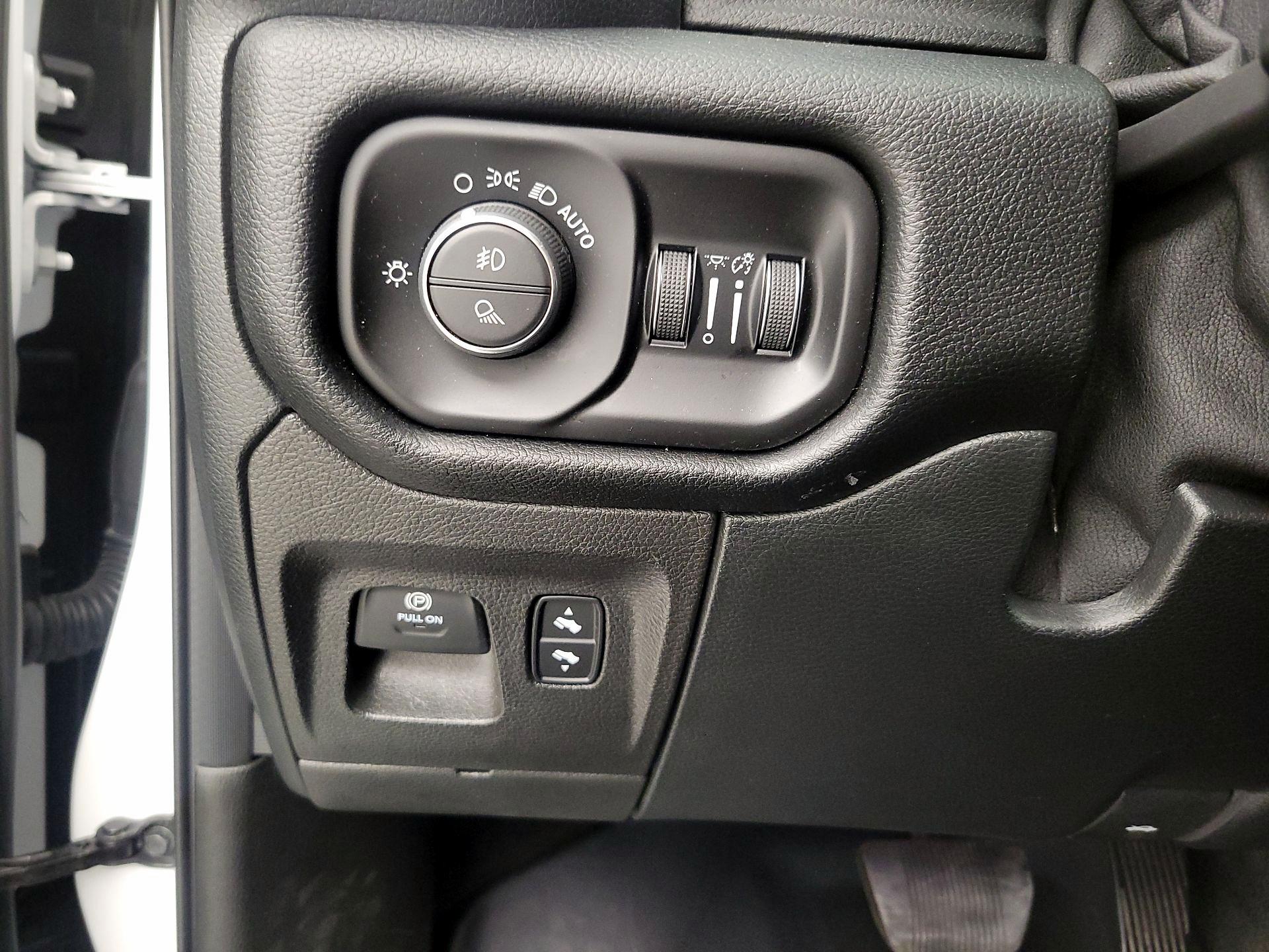 Thumbnail: 2022 RAM 1500 - 13