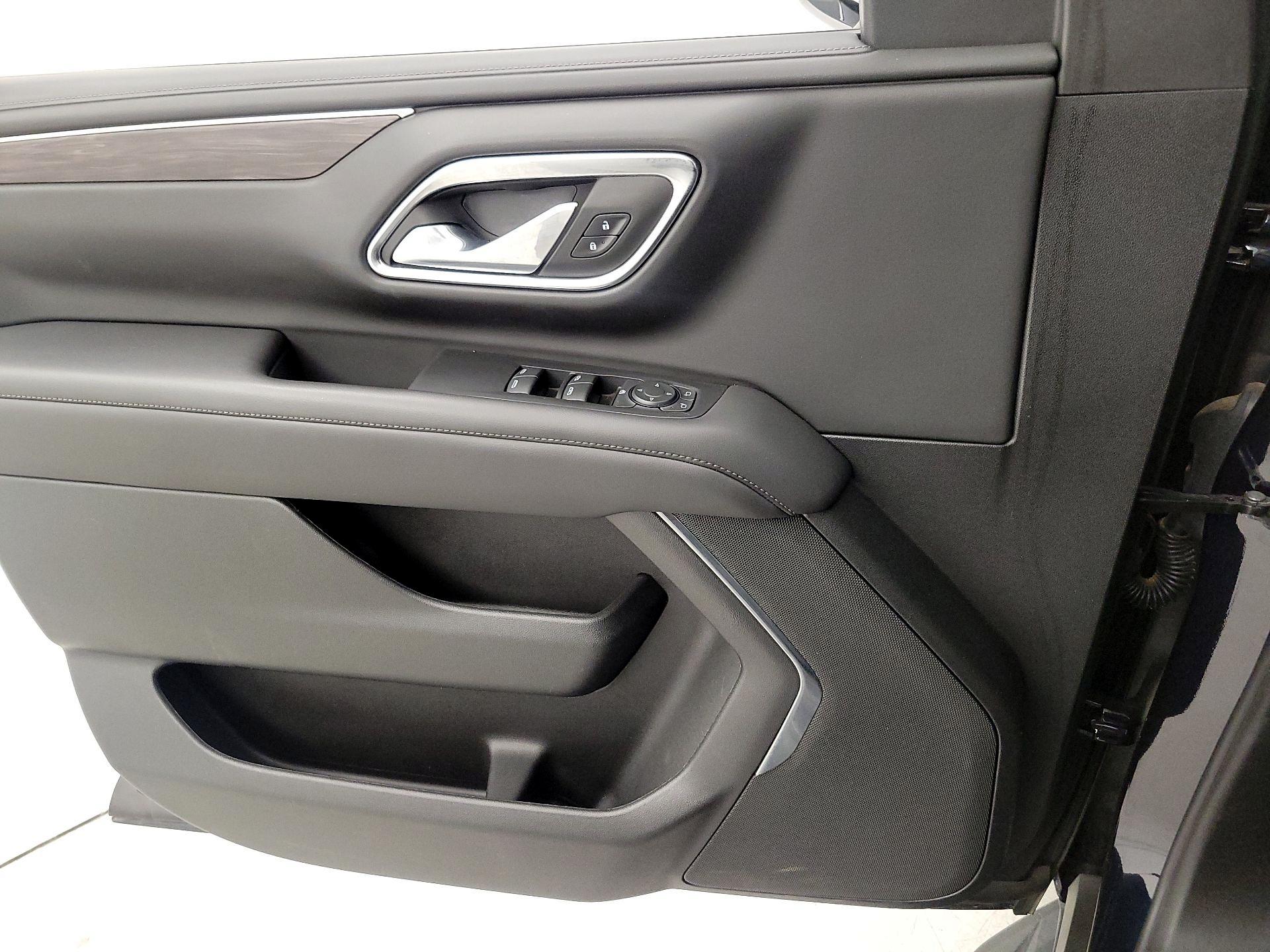 Thumbnail: 2024 Chevrolet Tahoe - 12