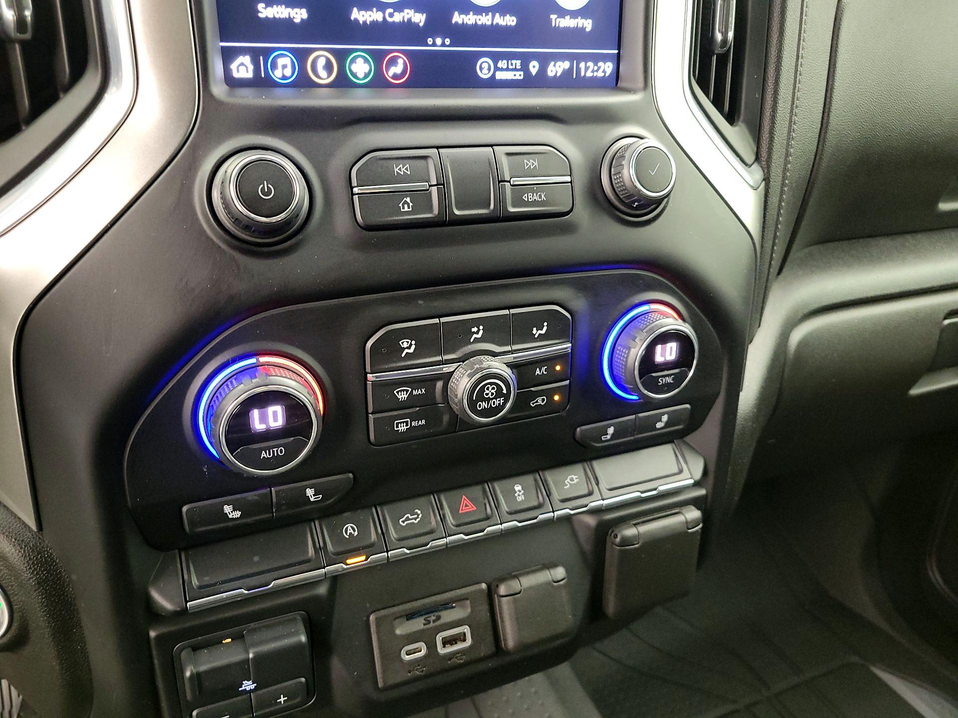 Thumbnail: 2021 Chevrolet Silverado 1500 - 16