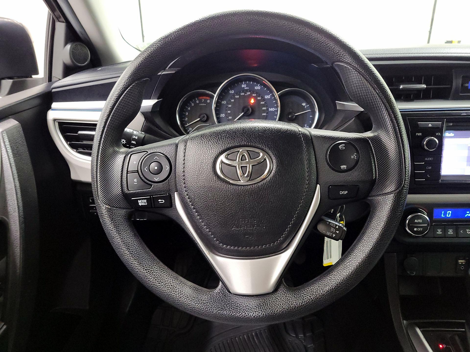 Thumbnail: 2016 Toyota Corolla - 10