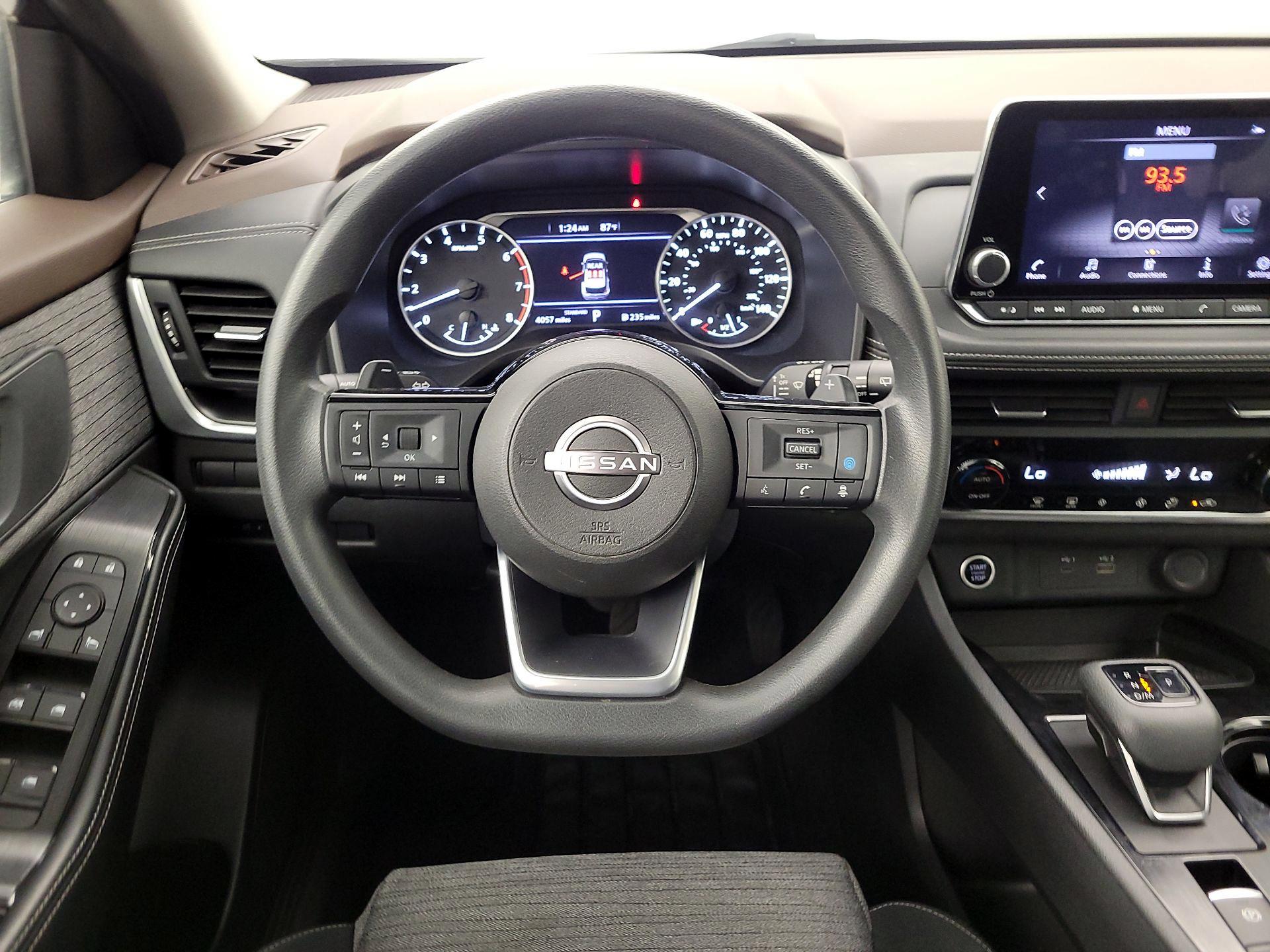 Thumbnail: 2023 Nissan Rogue - 10