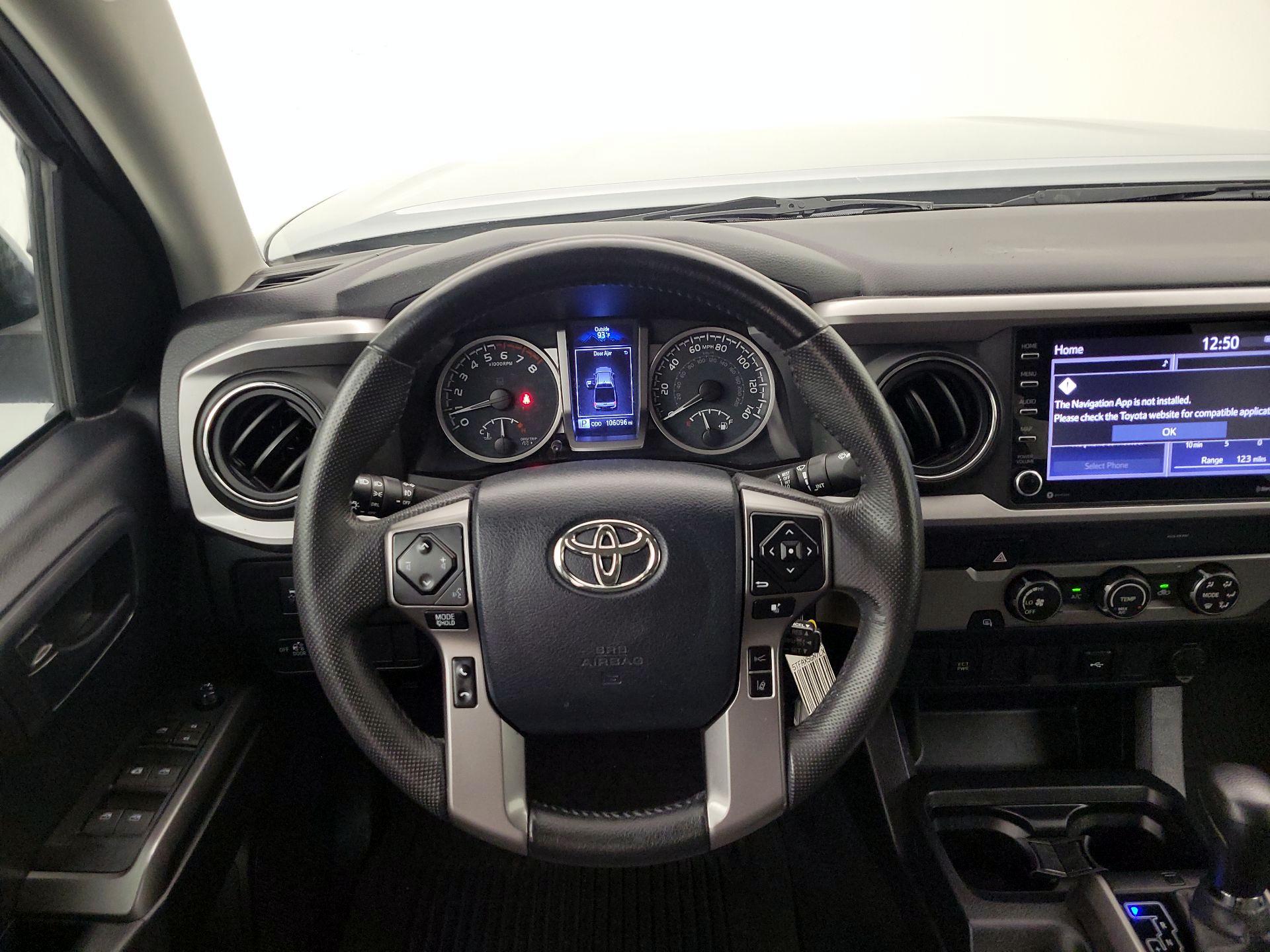 Thumbnail: 2020 Toyota Tacoma - 10