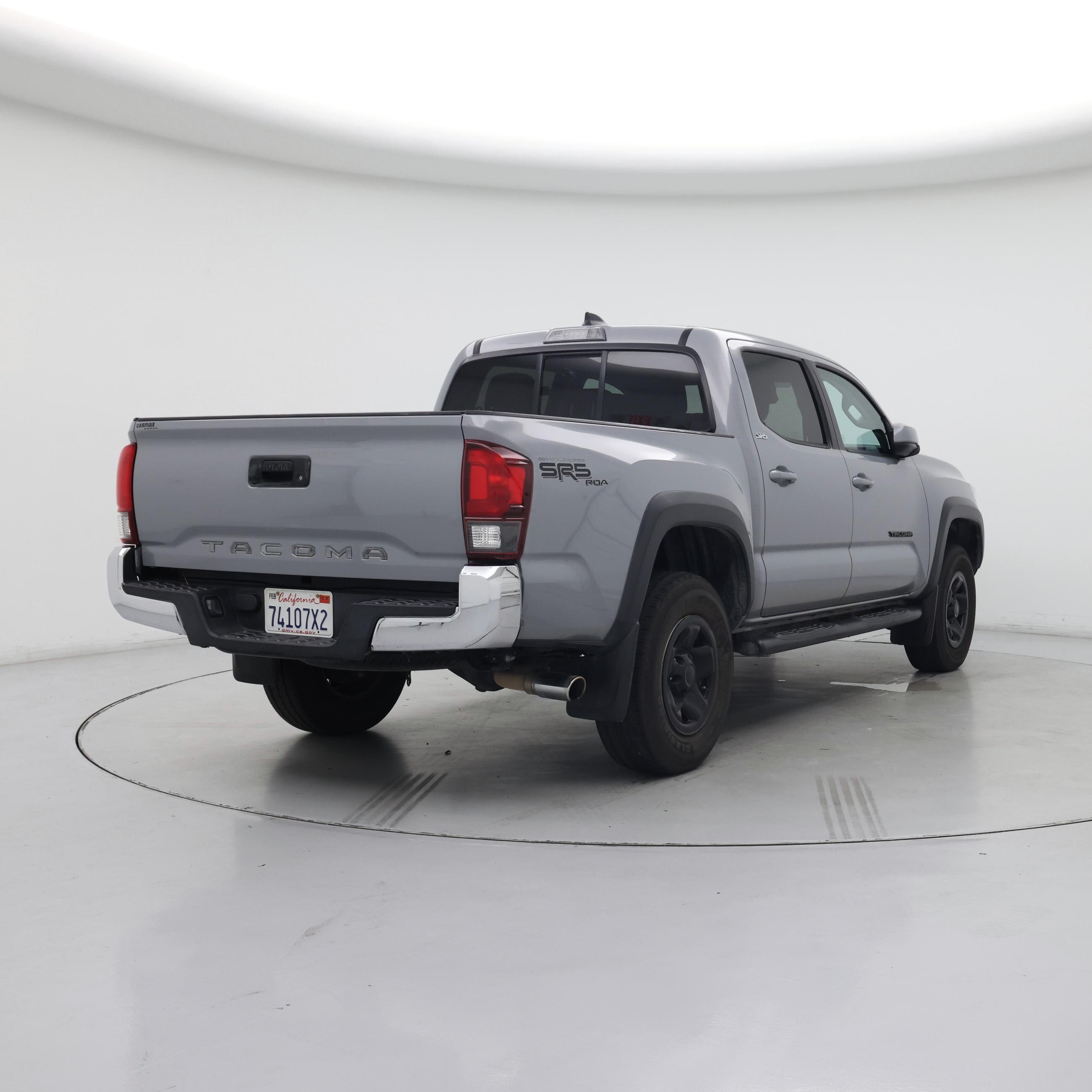 Thumbnail: 2020 Toyota Tacoma - 8