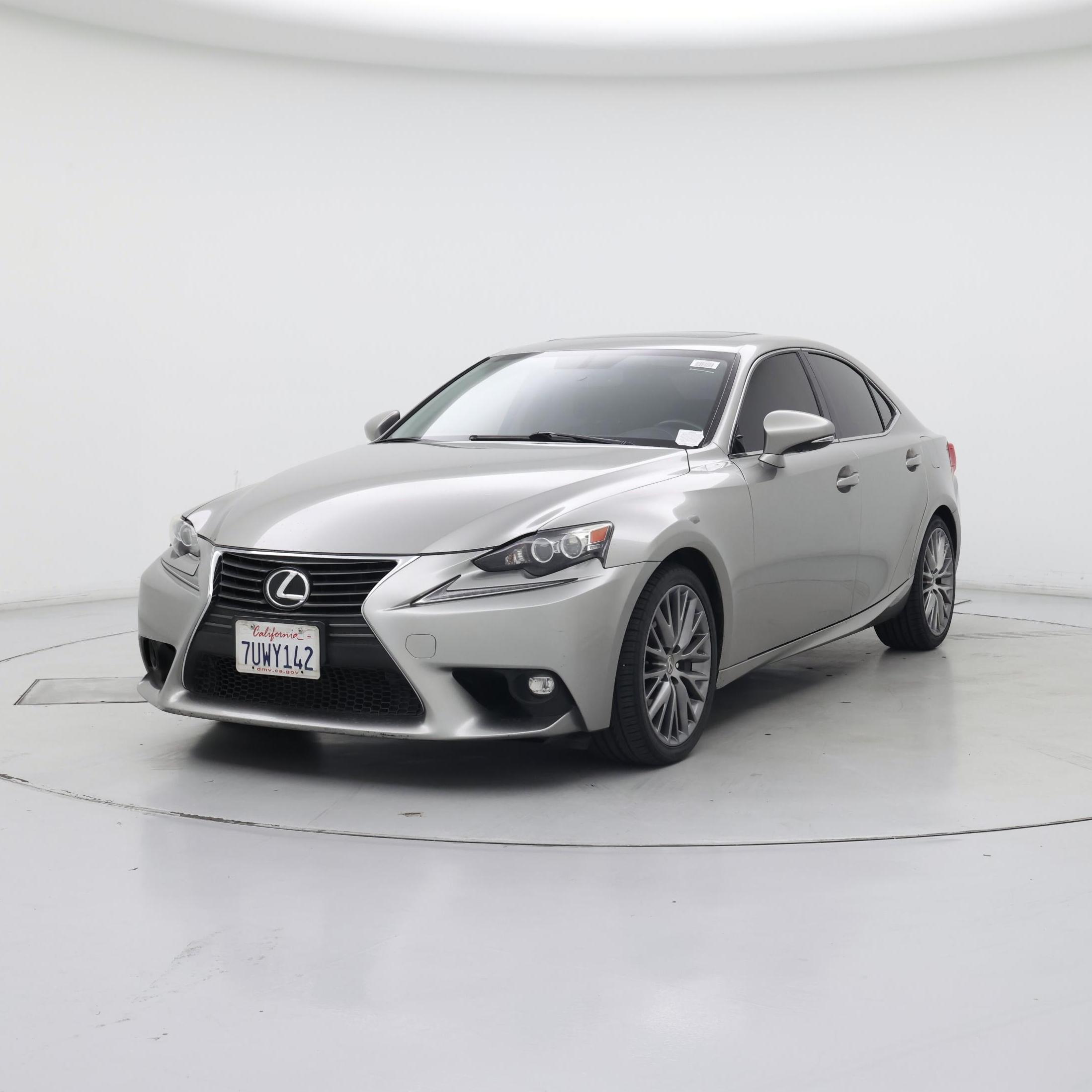 Thumbnail: 2016 Lexus IS - 4
