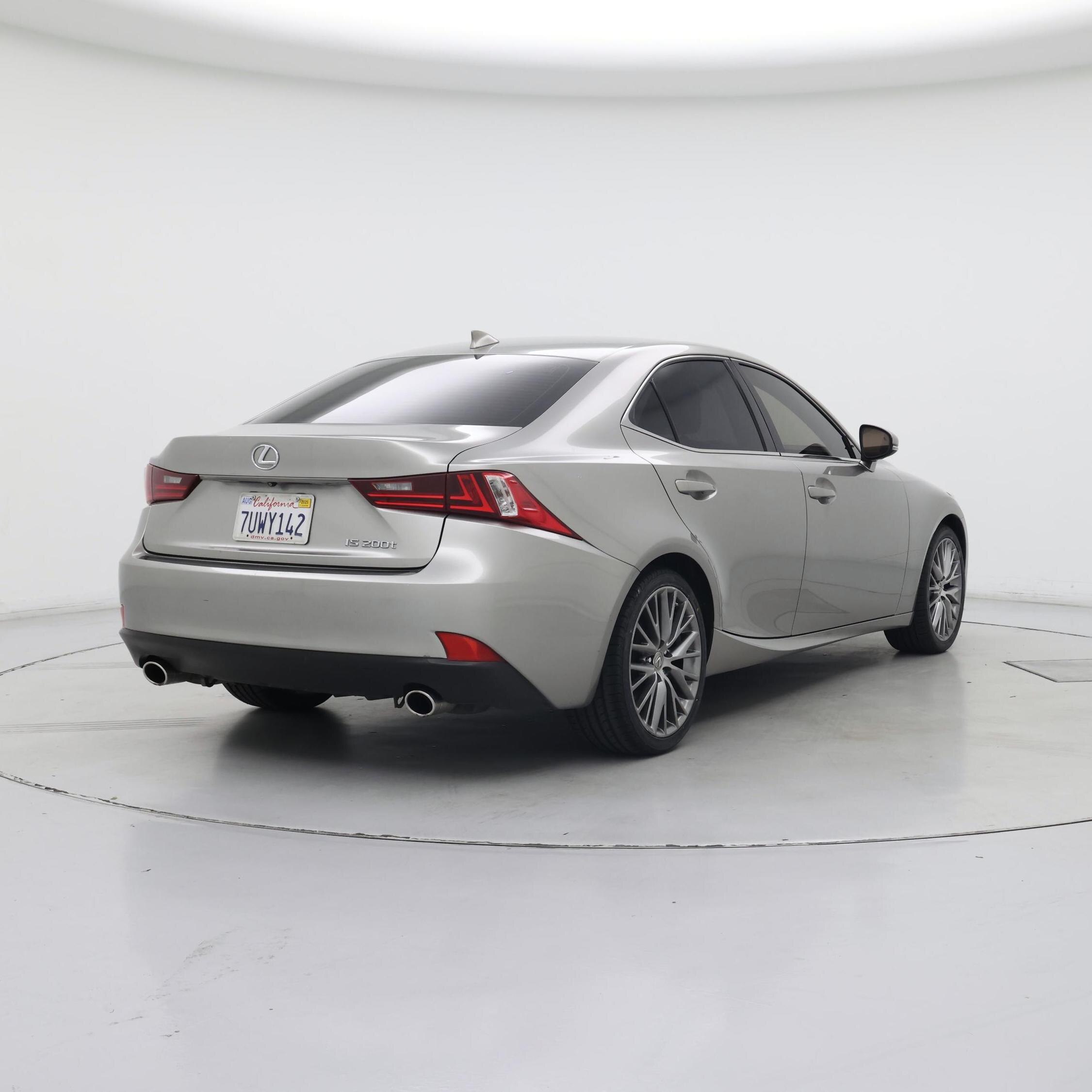 Thumbnail: 2016 Lexus IS - 8