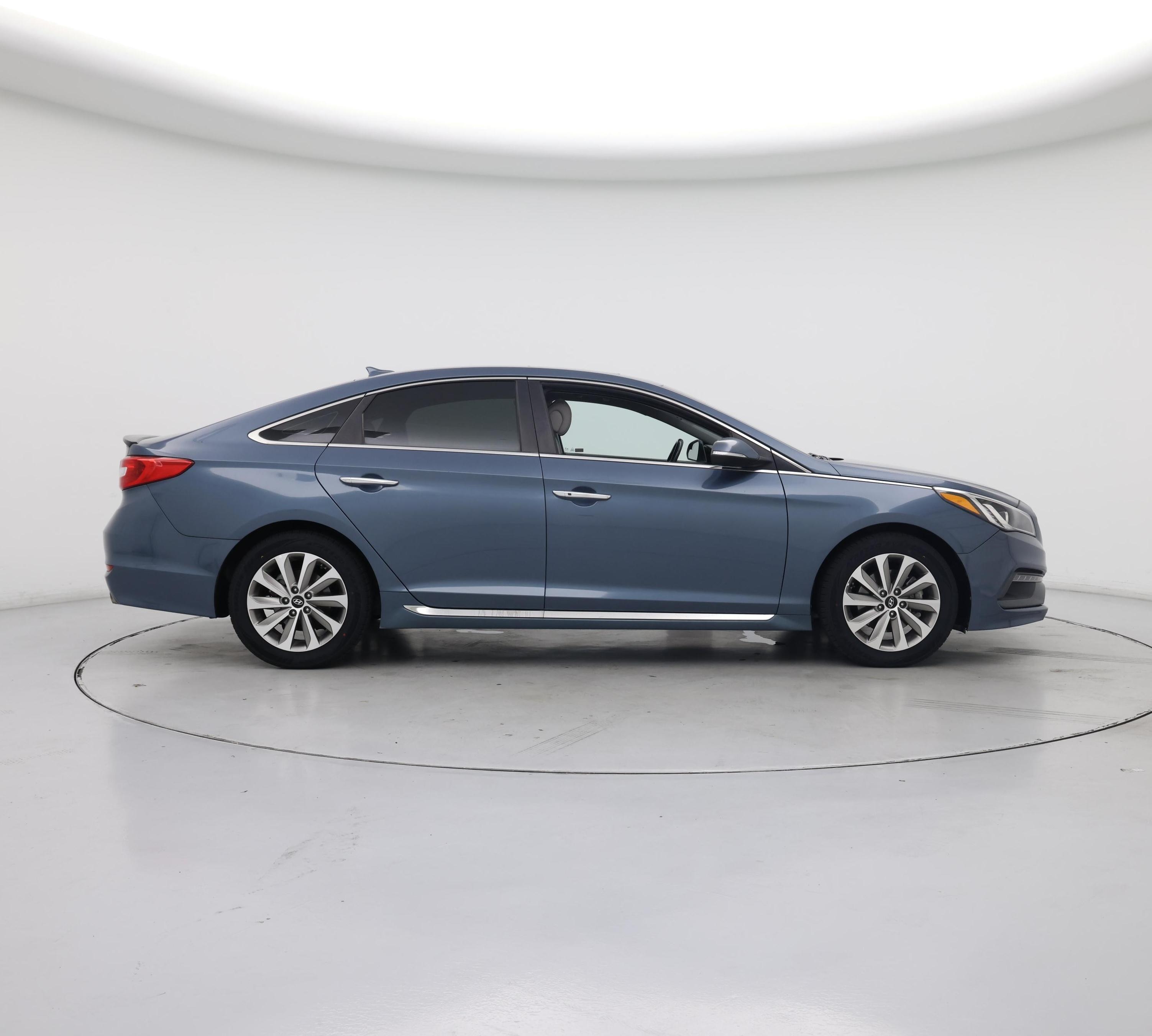 Thumbnail: 2016 Hyundai Sonata - 7