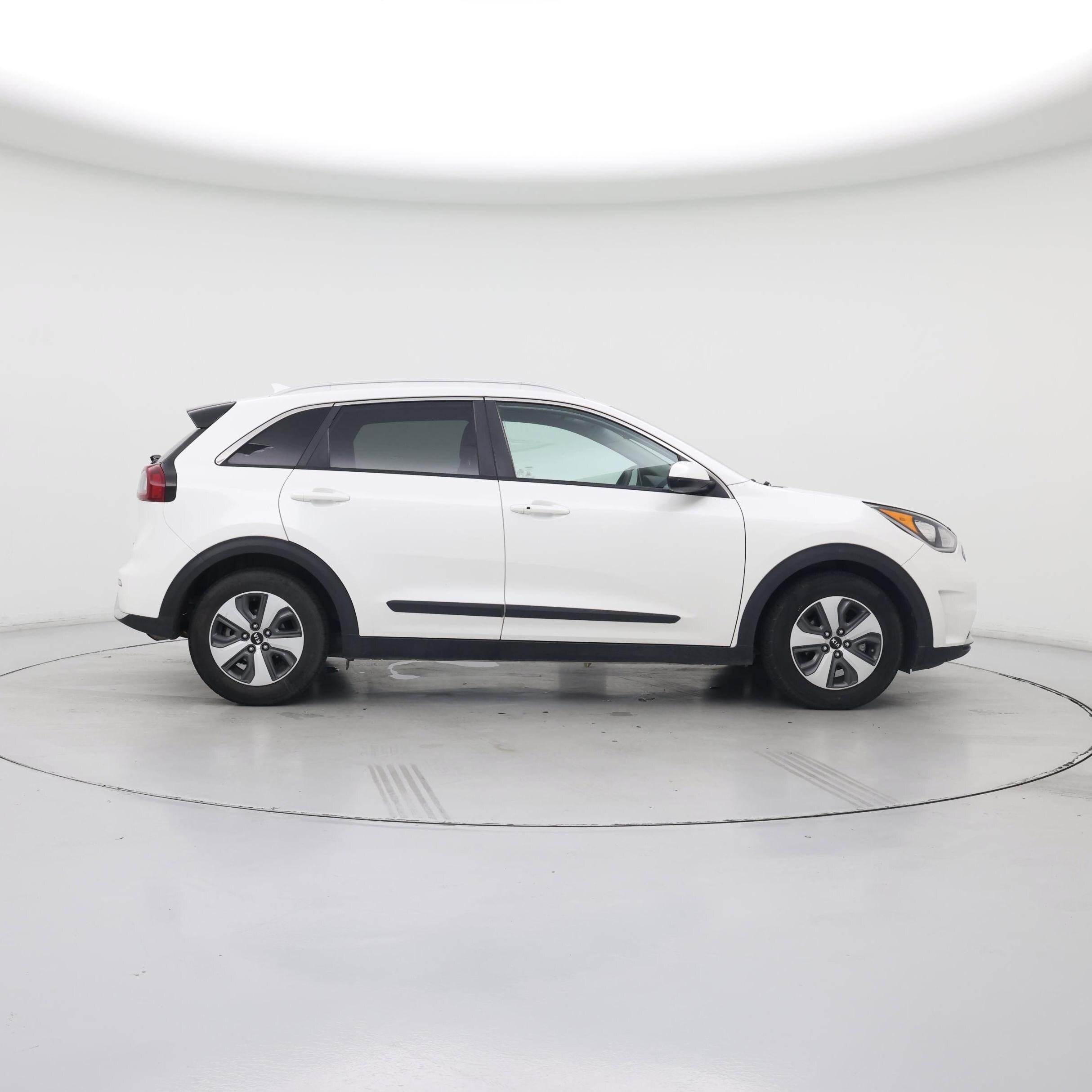 Thumbnail: 2019 Kia Niro - 7