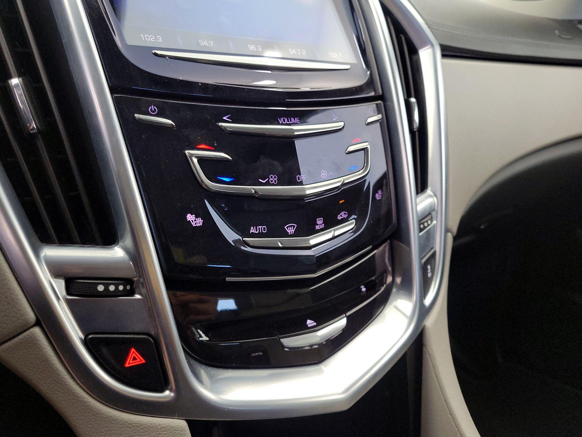 Thumbnail: 2014 Cadillac SRX - 16
