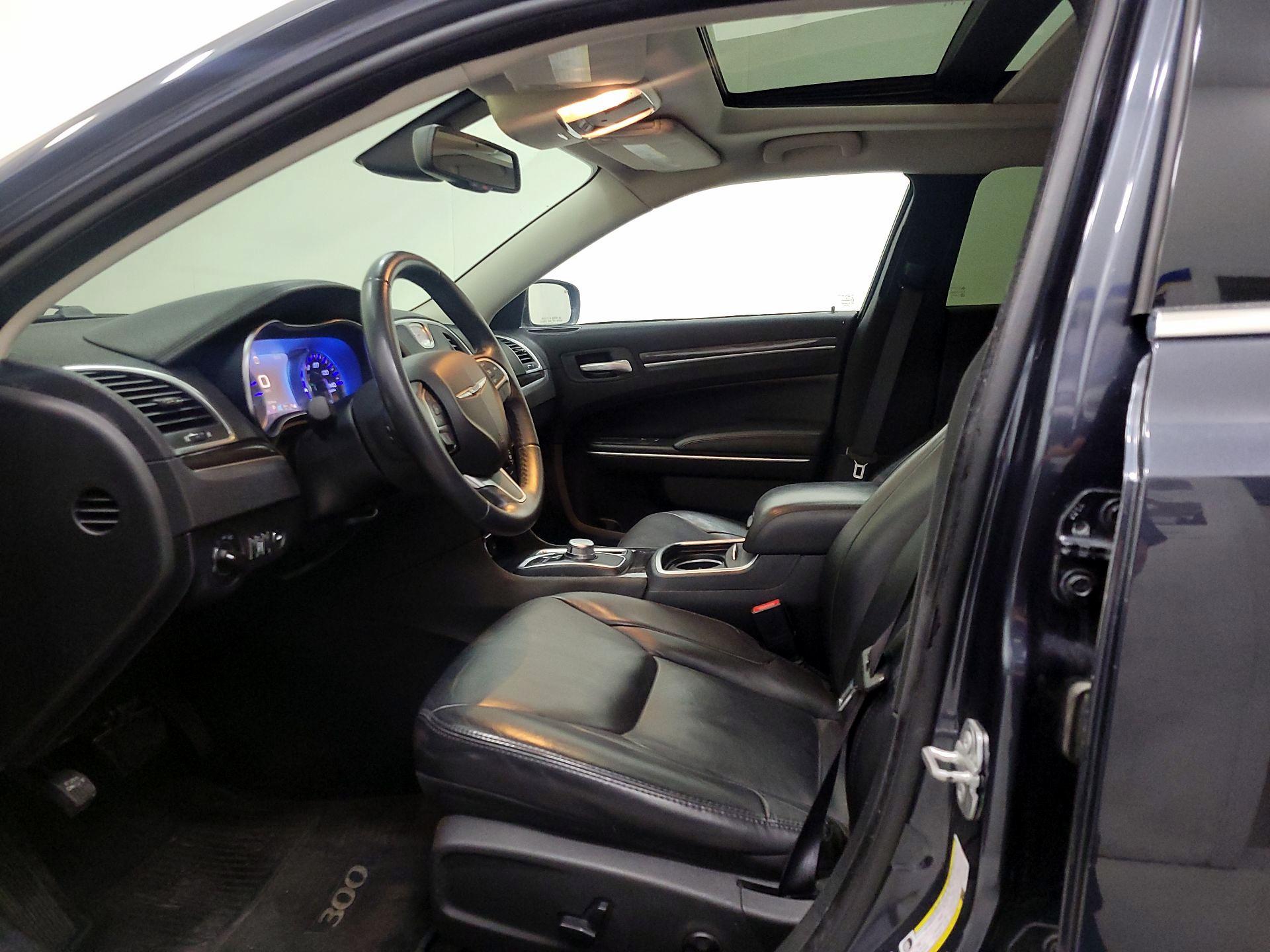 Thumbnail: 2015 Chrysler 300 - 11