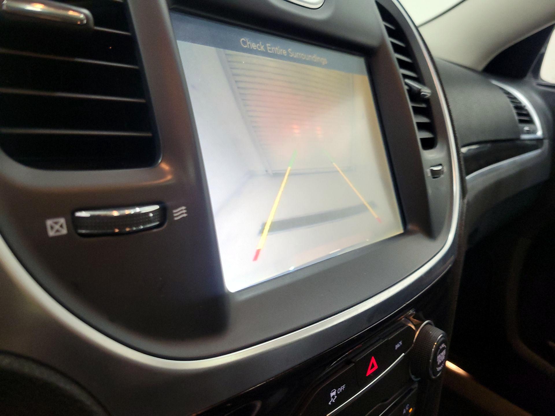 Thumbnail: 2015 Chrysler 300 - 14