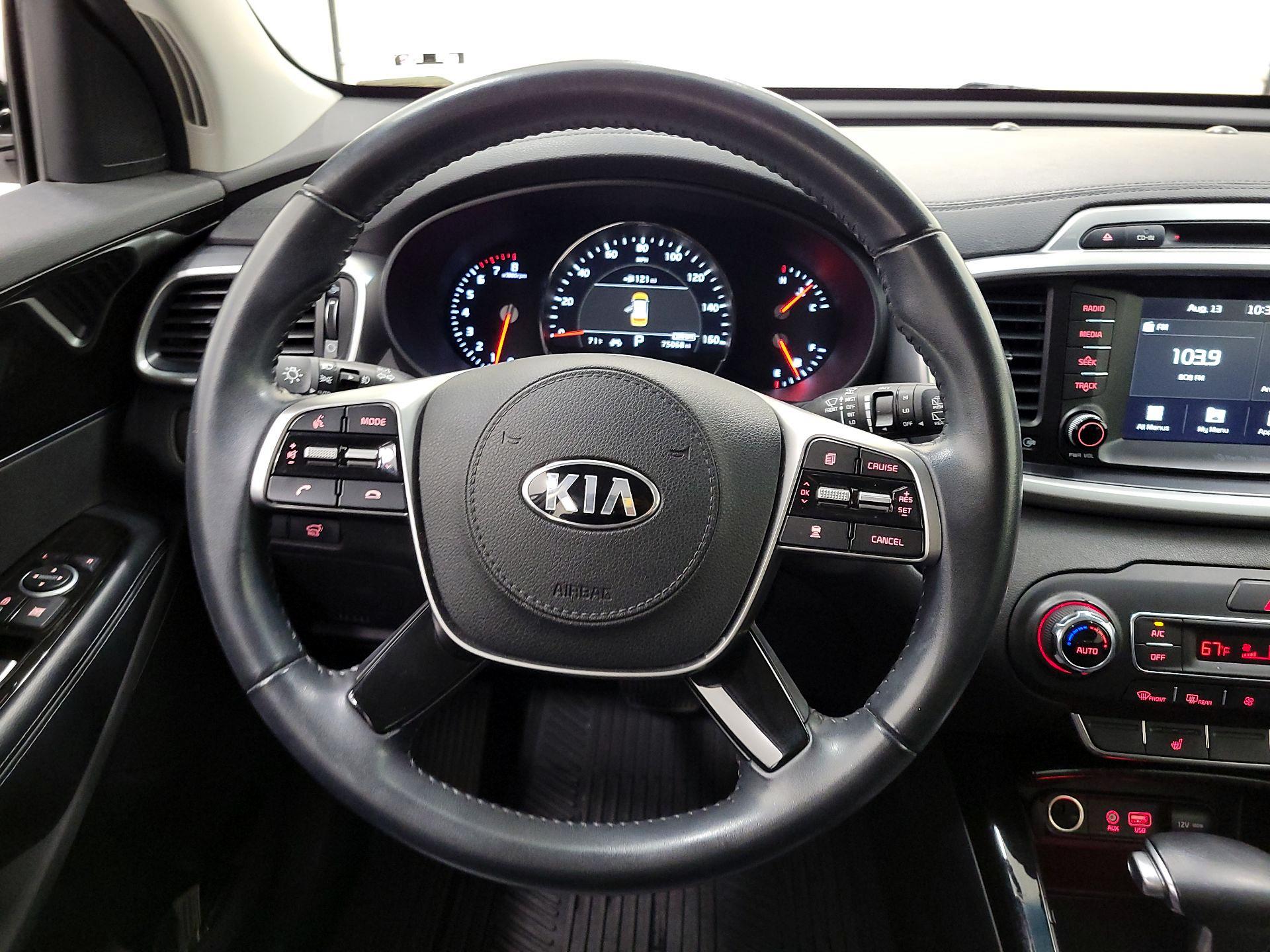 Thumbnail: 2019 Kia Sorento - 10