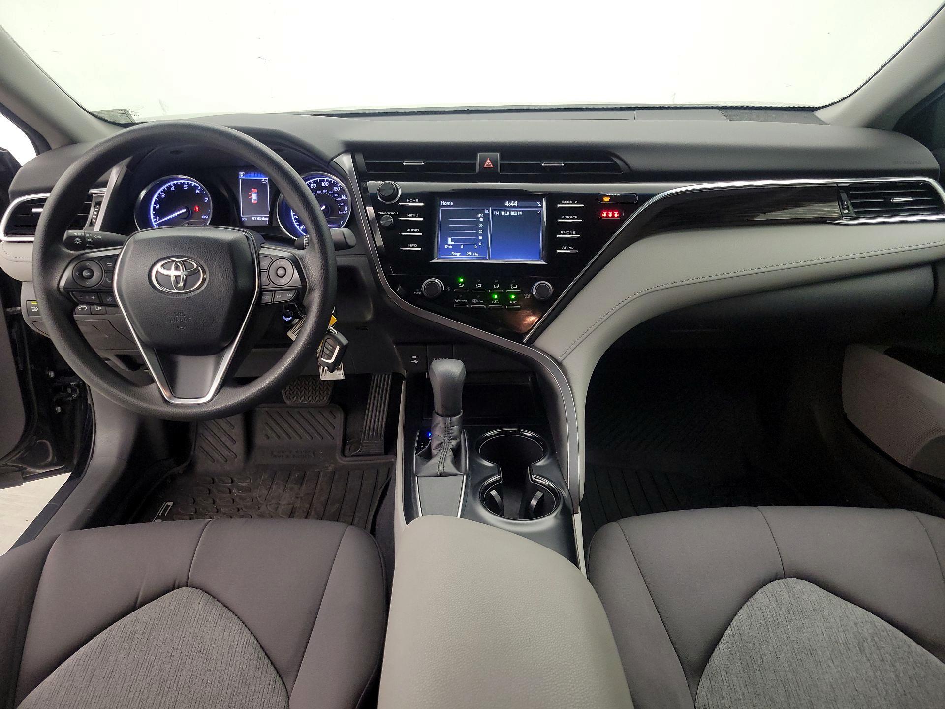 Thumbnail: 2018 Toyota Camry - 9