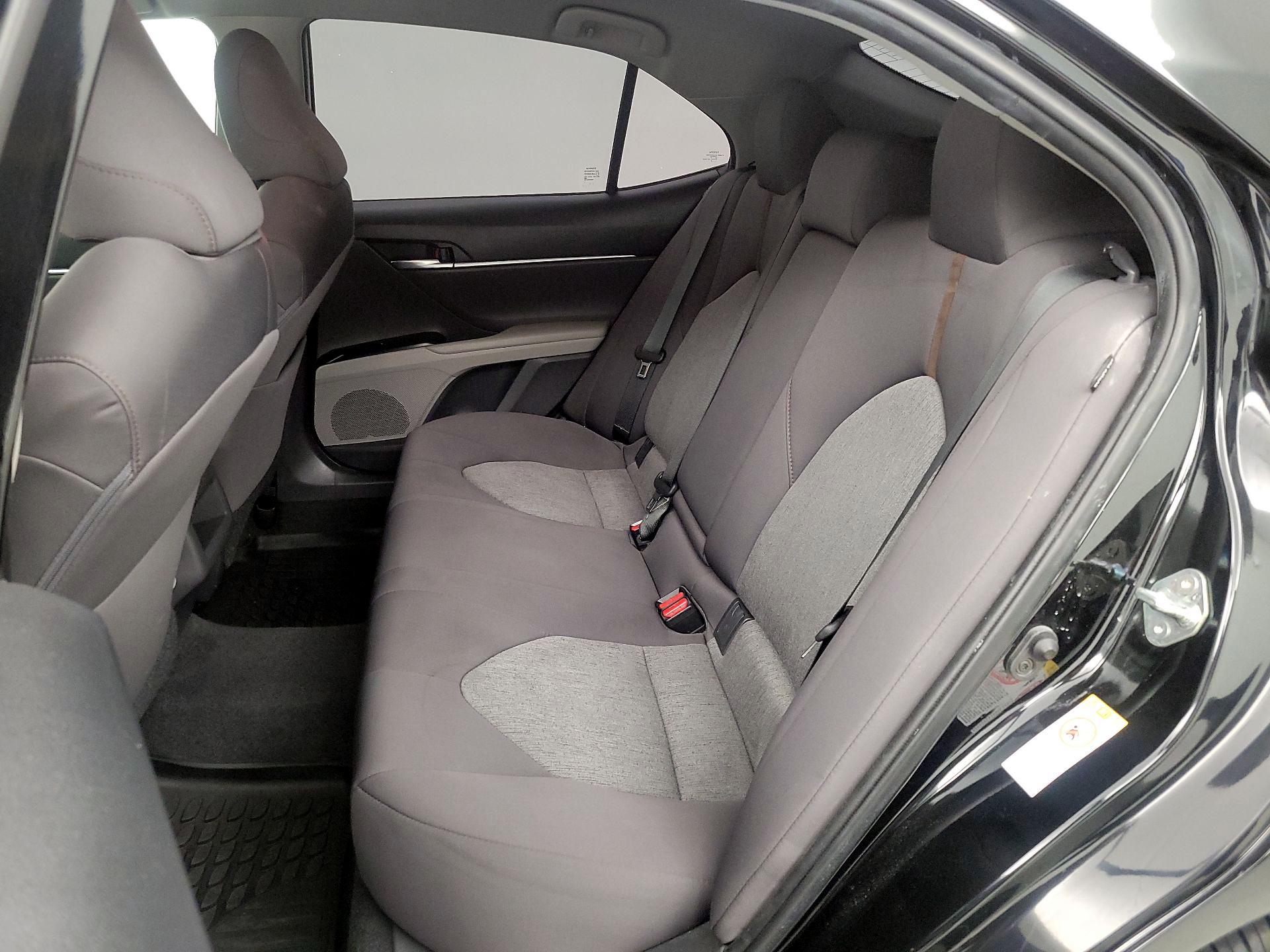 Thumbnail: 2018 Toyota Camry - 19