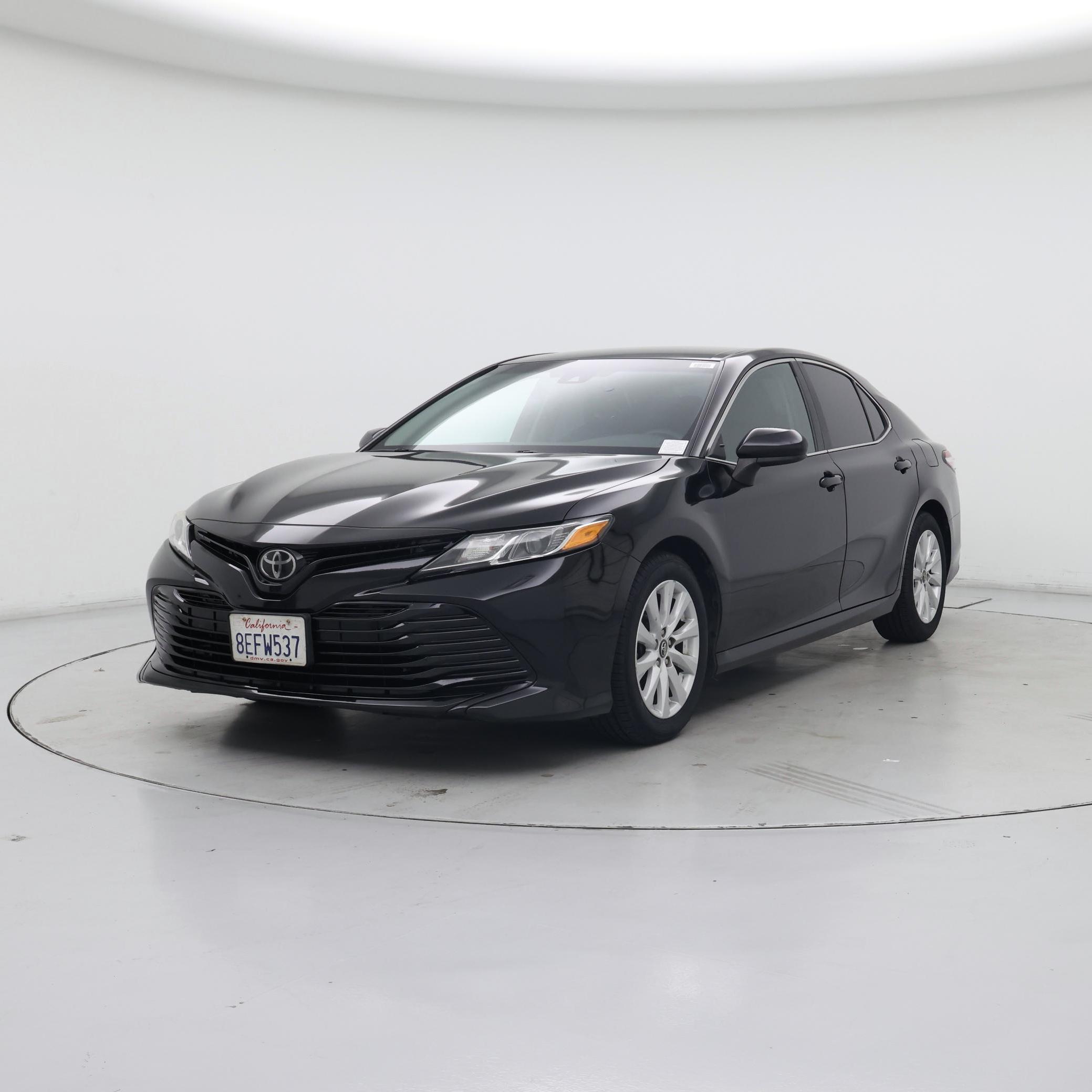 Thumbnail: 2018 Toyota Camry - 4