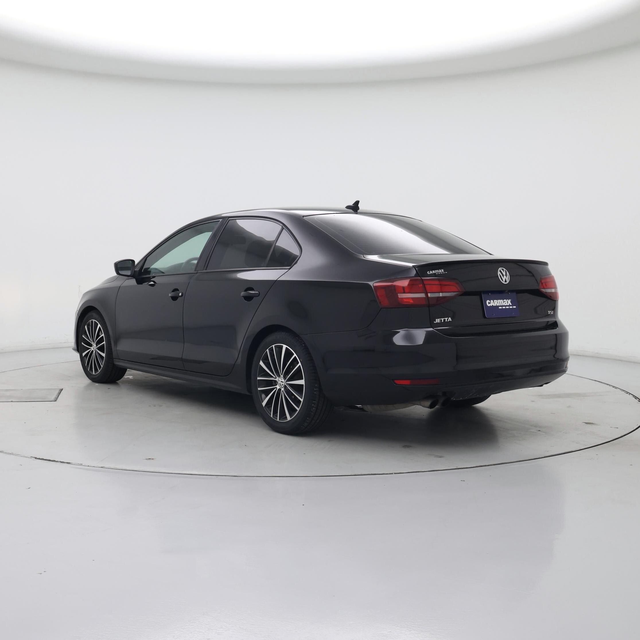 Thumbnail: 2016 Volkswagen Jetta - 2