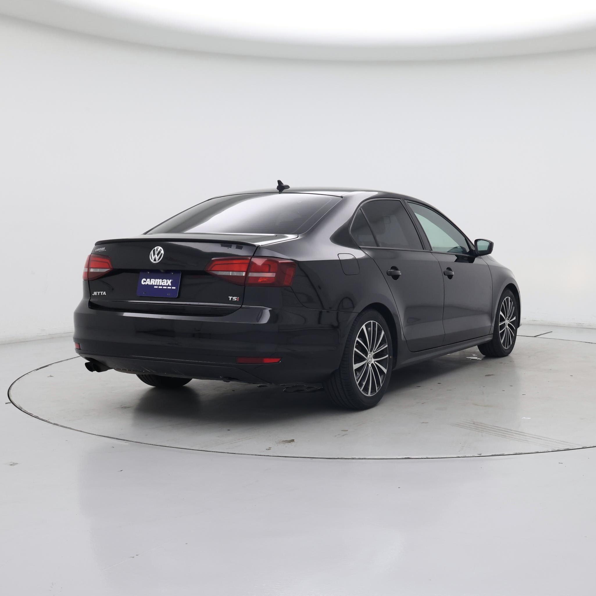 Thumbnail: 2016 Volkswagen Jetta - 8