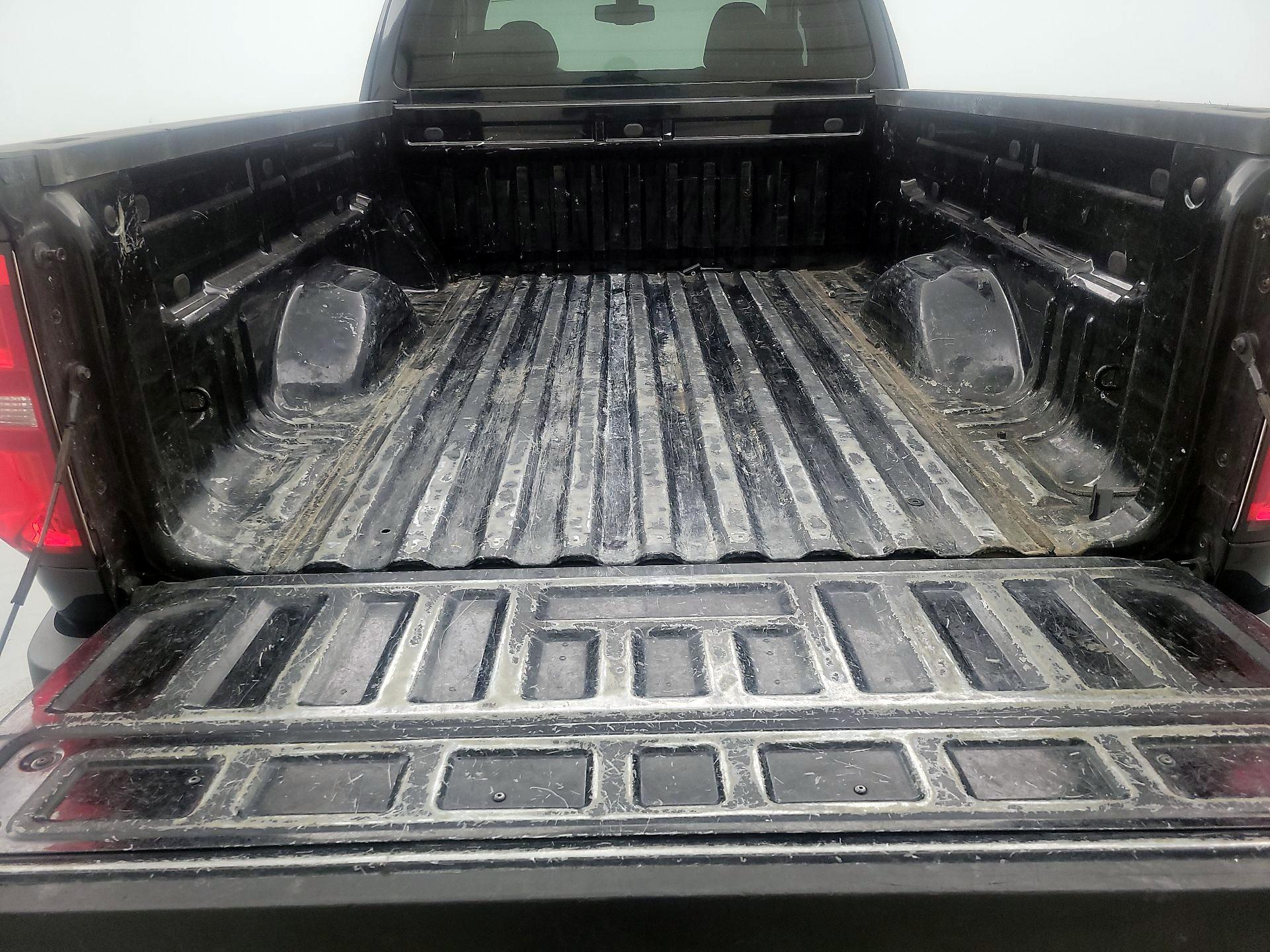 Thumbnail: 2021 Chevrolet Colorado - 20