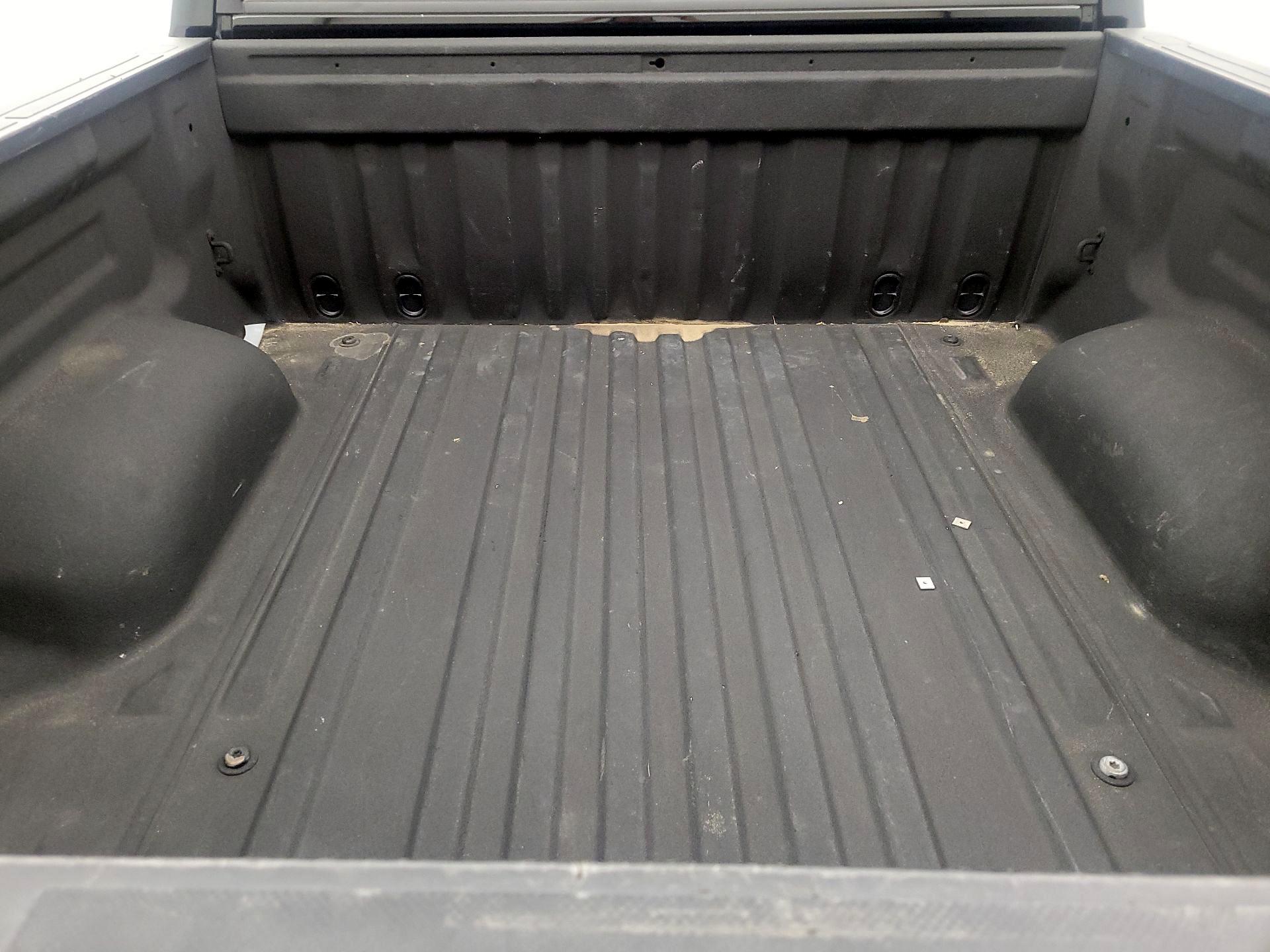 Thumbnail: 2016 Toyota Tundra - 20
