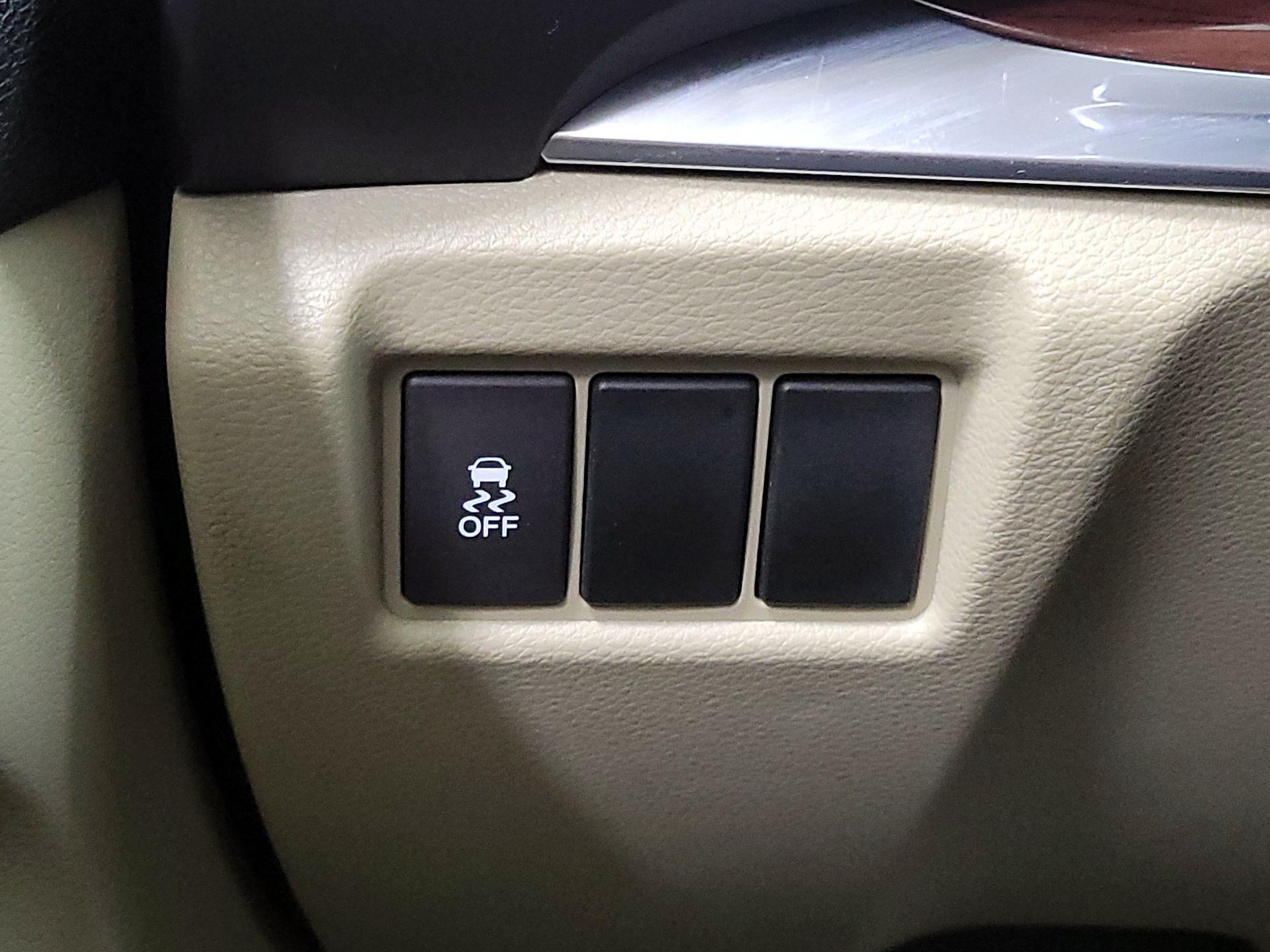 Thumbnail: 2016 Acura MDX - 13