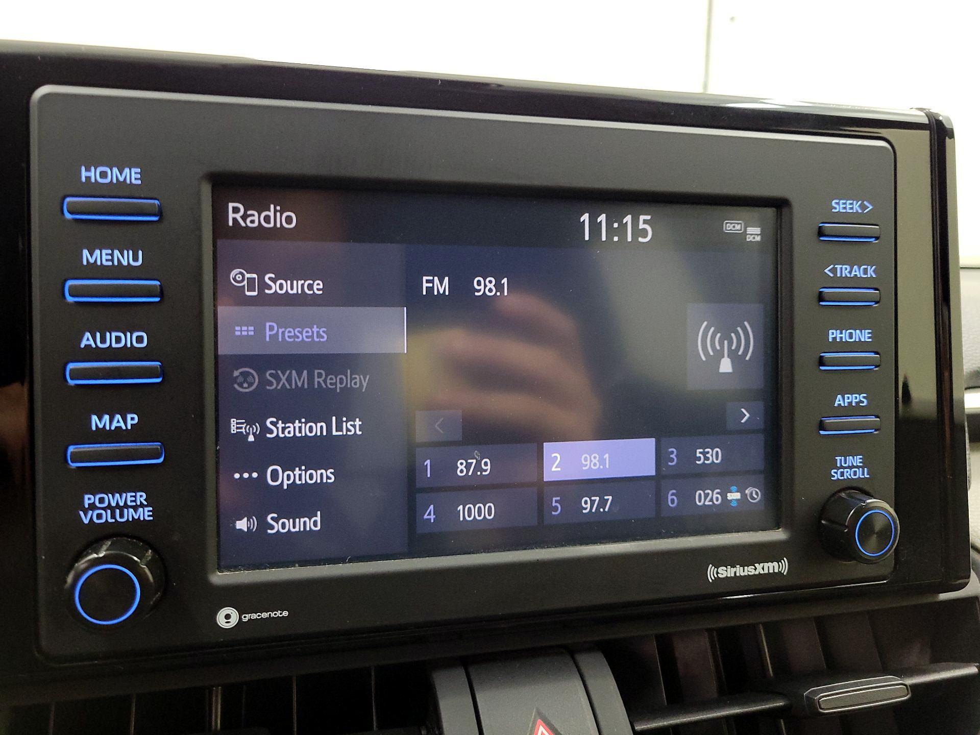 Thumbnail: 2020 Toyota RAV4 - 15