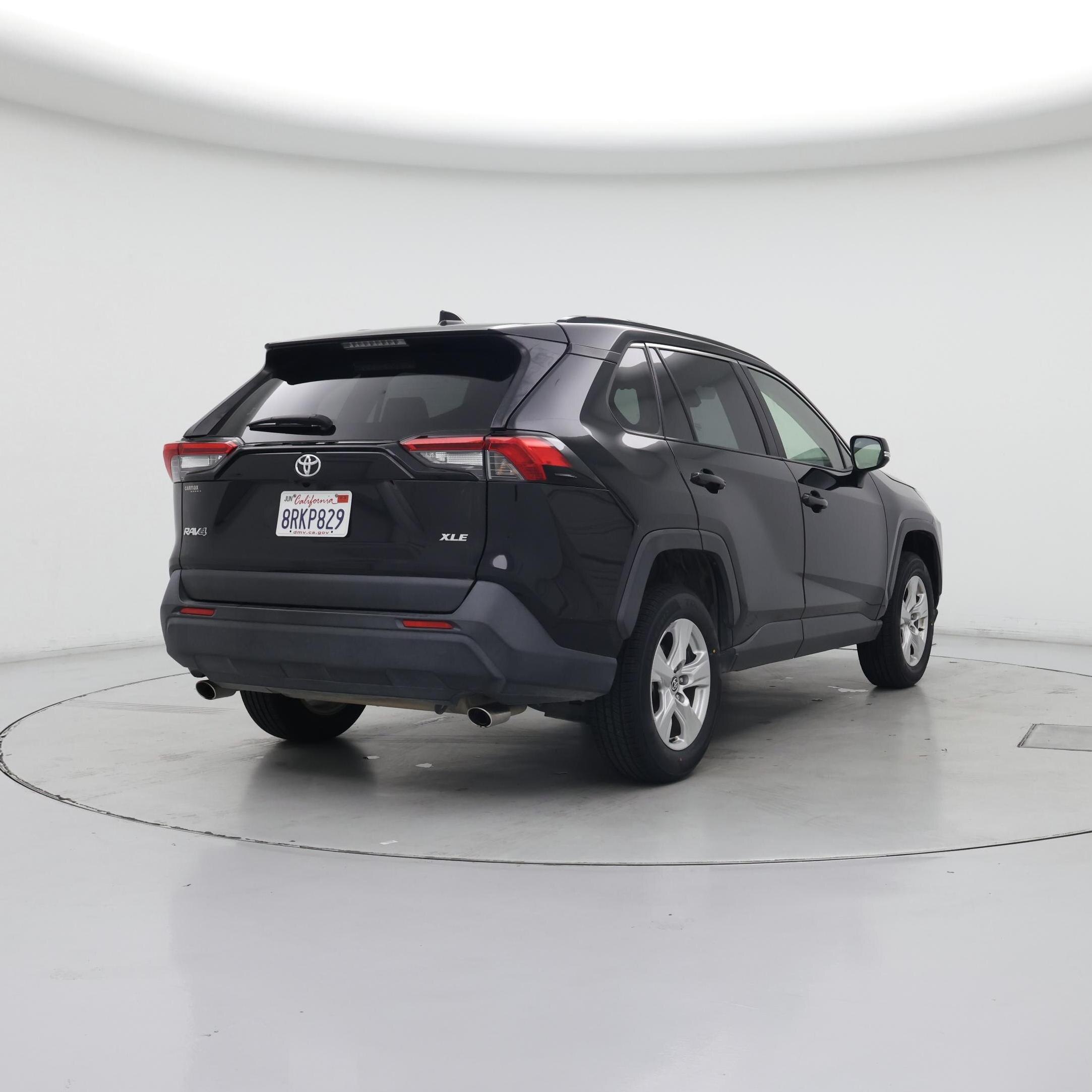 Thumbnail: 2020 Toyota RAV4 - 8