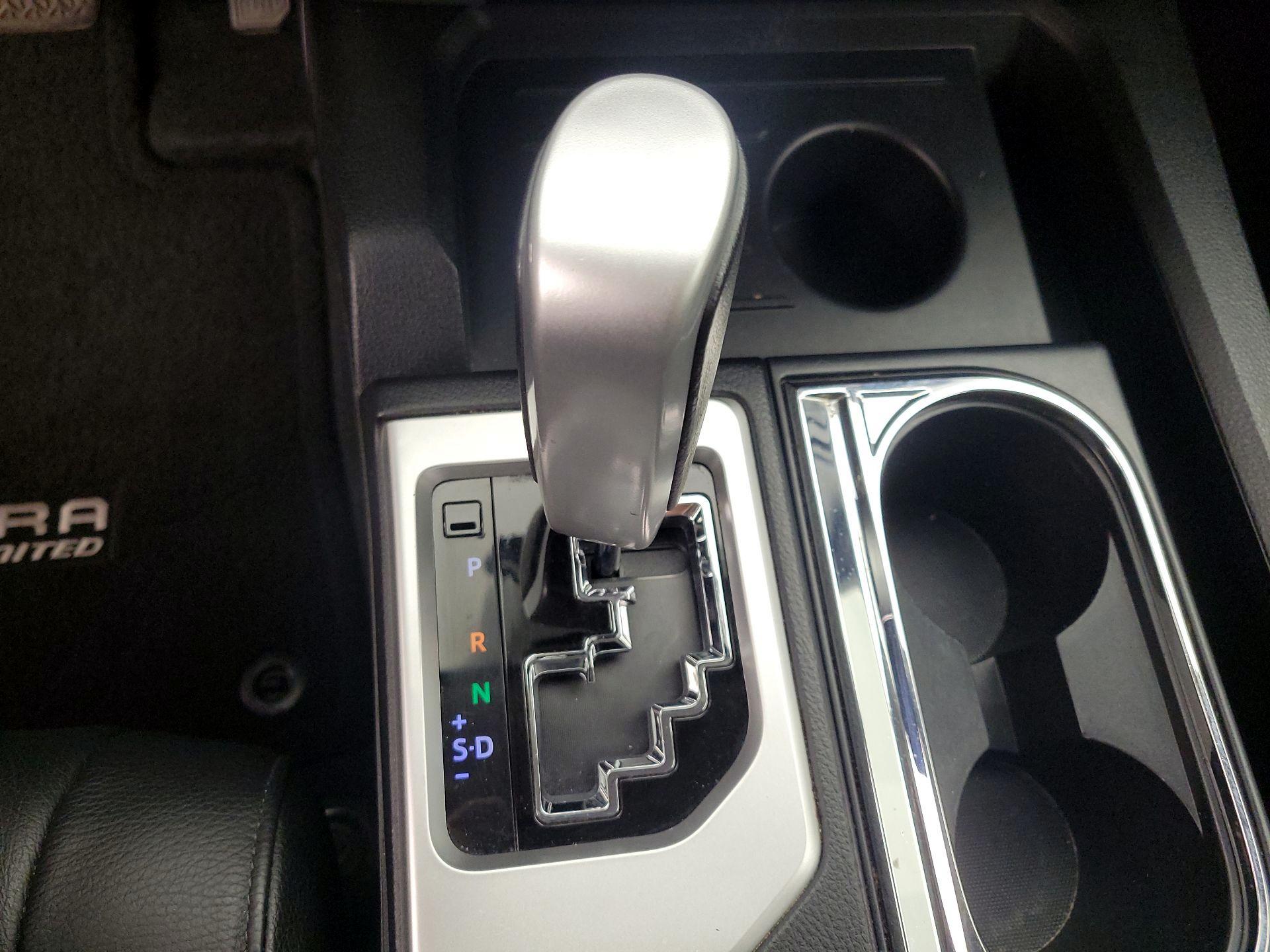 Thumbnail: 2016 Toyota Tundra - 18