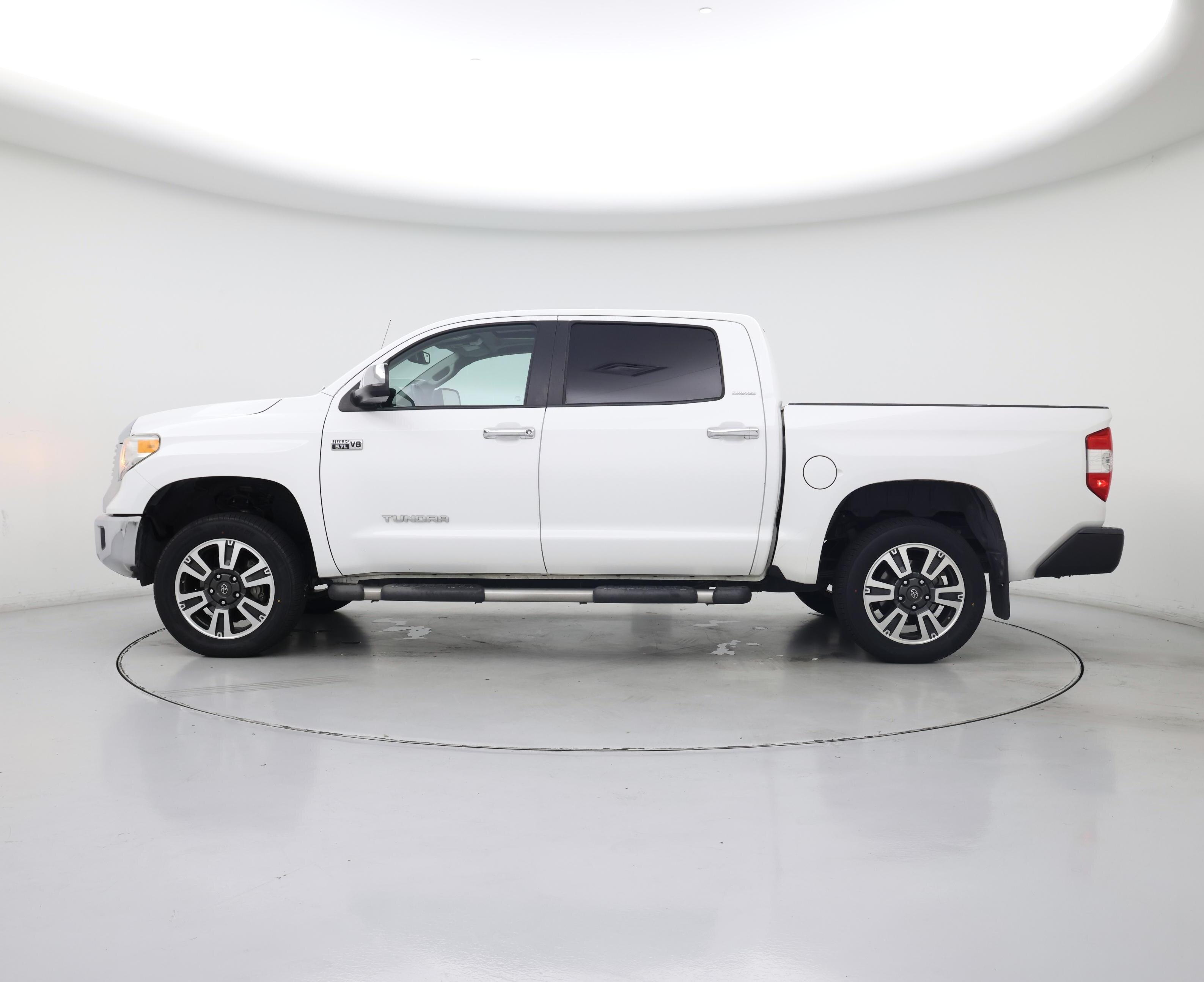 Thumbnail: 2016 Toyota Tundra - 3