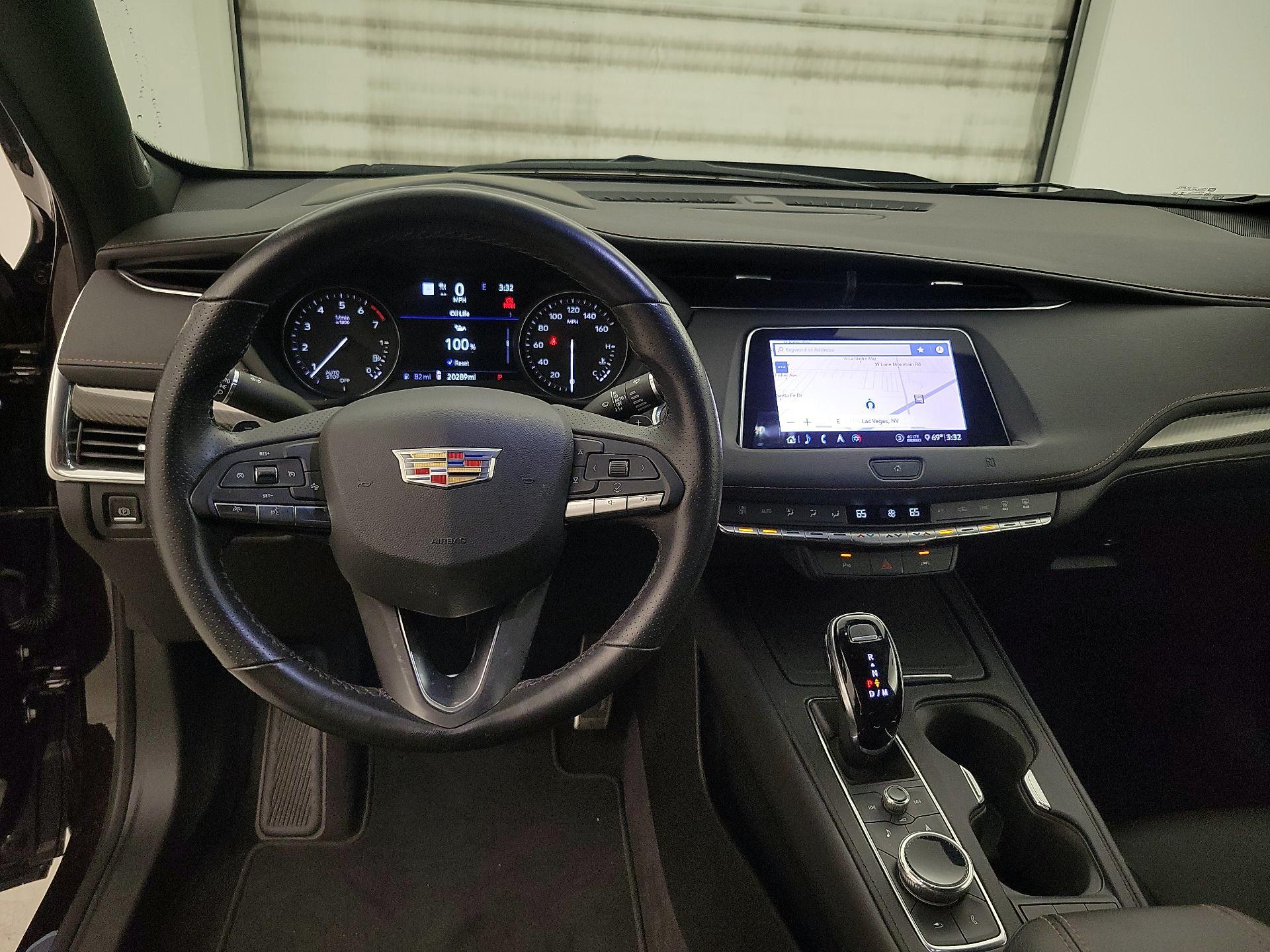 Thumbnail: 2020 Cadillac XT4 - 9