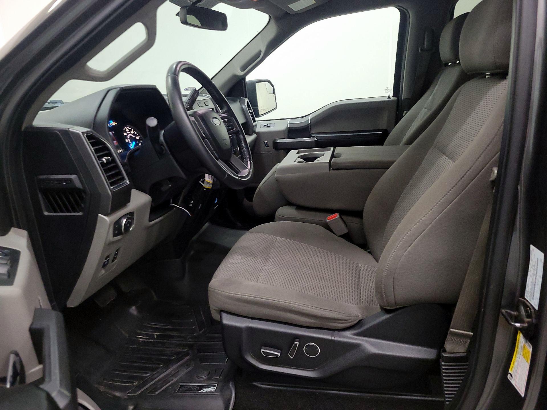Thumbnail: 2017 Ford F-150 - 11