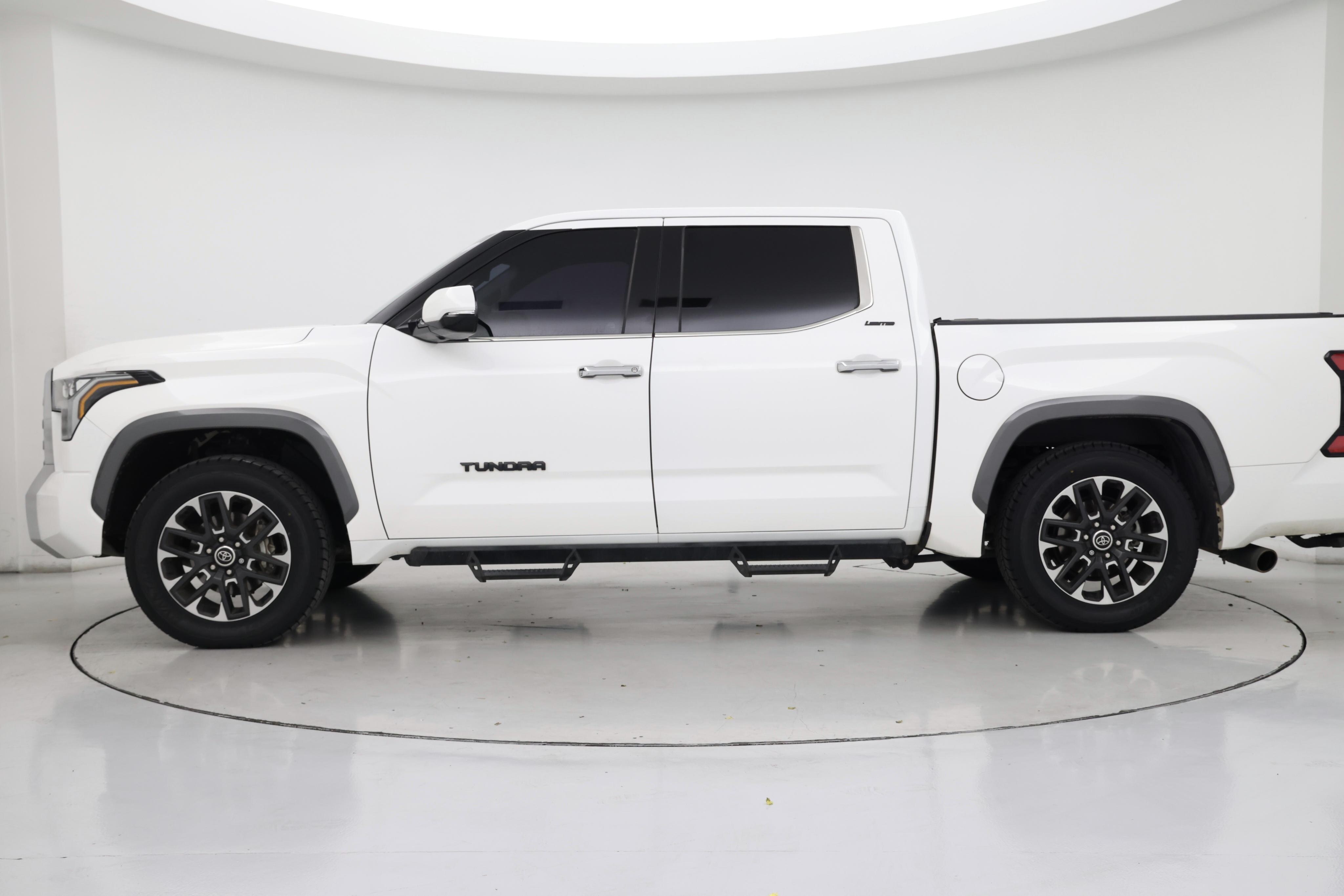 Thumbnail: 2023 Toyota Tundra - 3