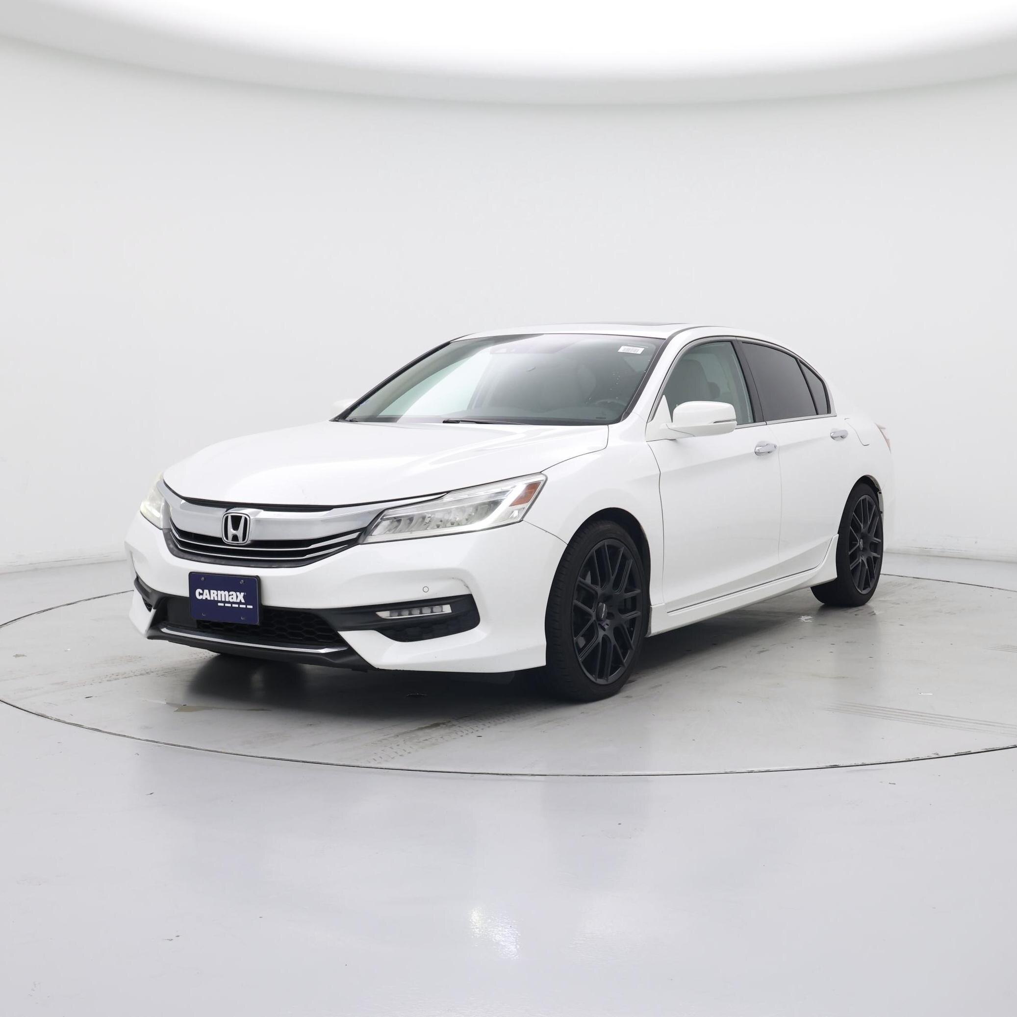 Thumbnail: 2017 Honda Accord - 4