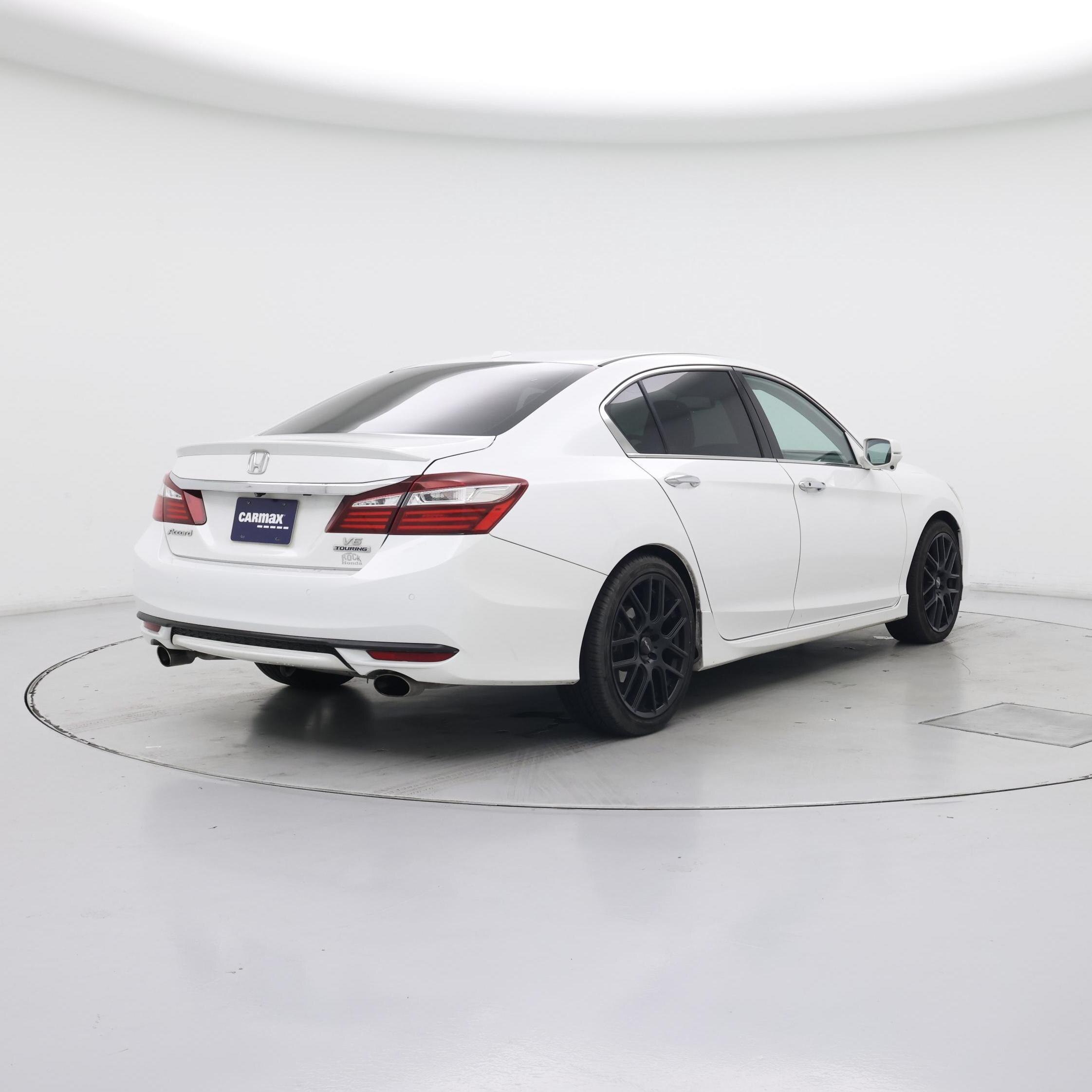 Thumbnail: 2017 Honda Accord - 8