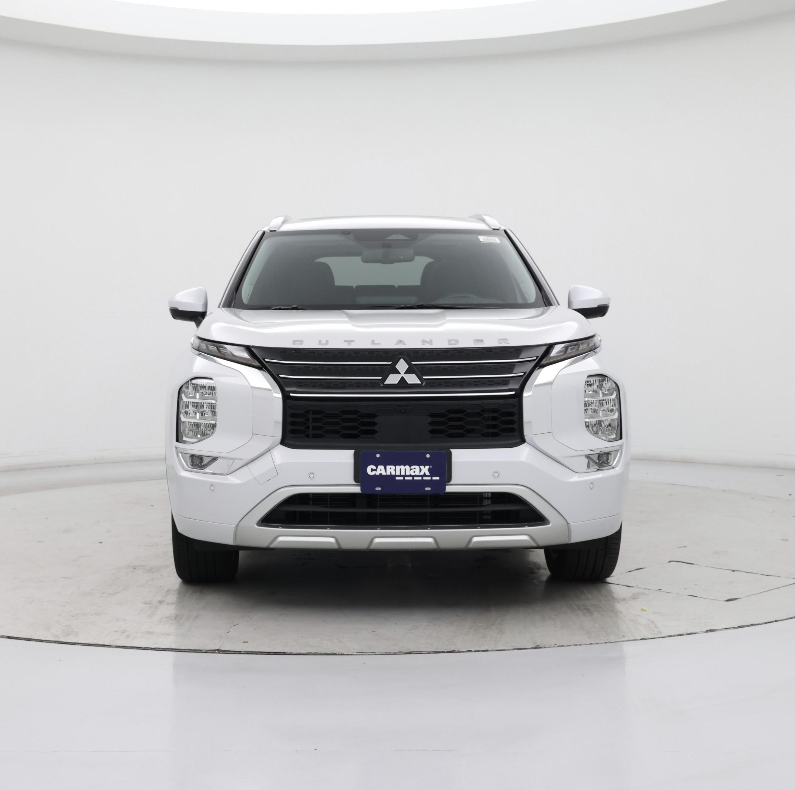 Thumbnail: 2023 Mitsubishi Outlander - 5