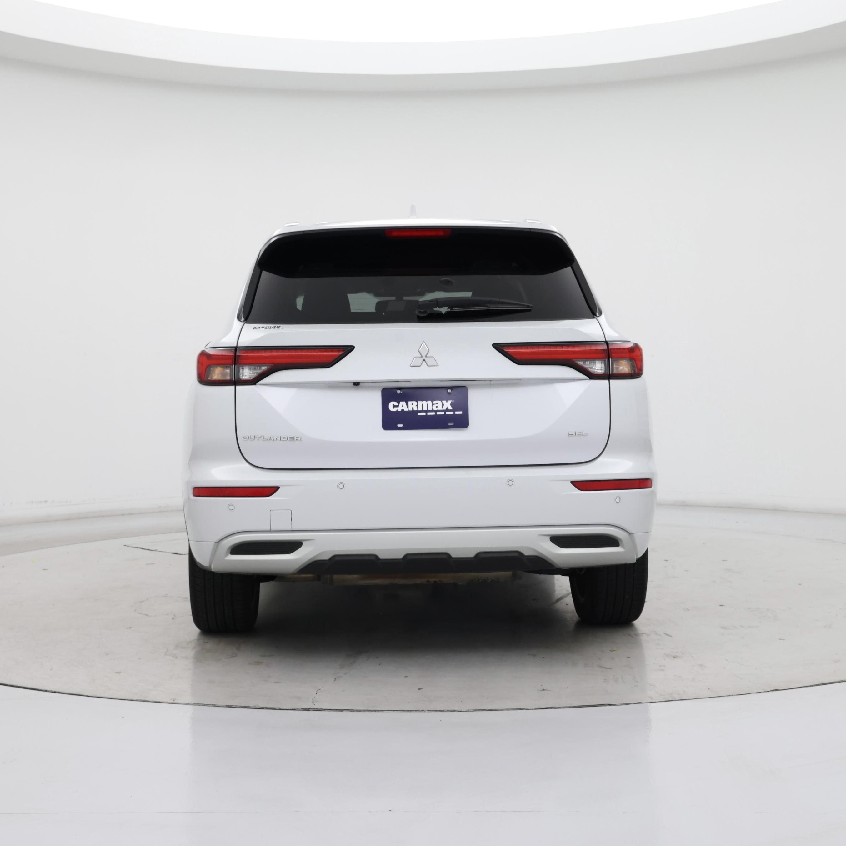 Thumbnail: 2023 Mitsubishi Outlander - 6