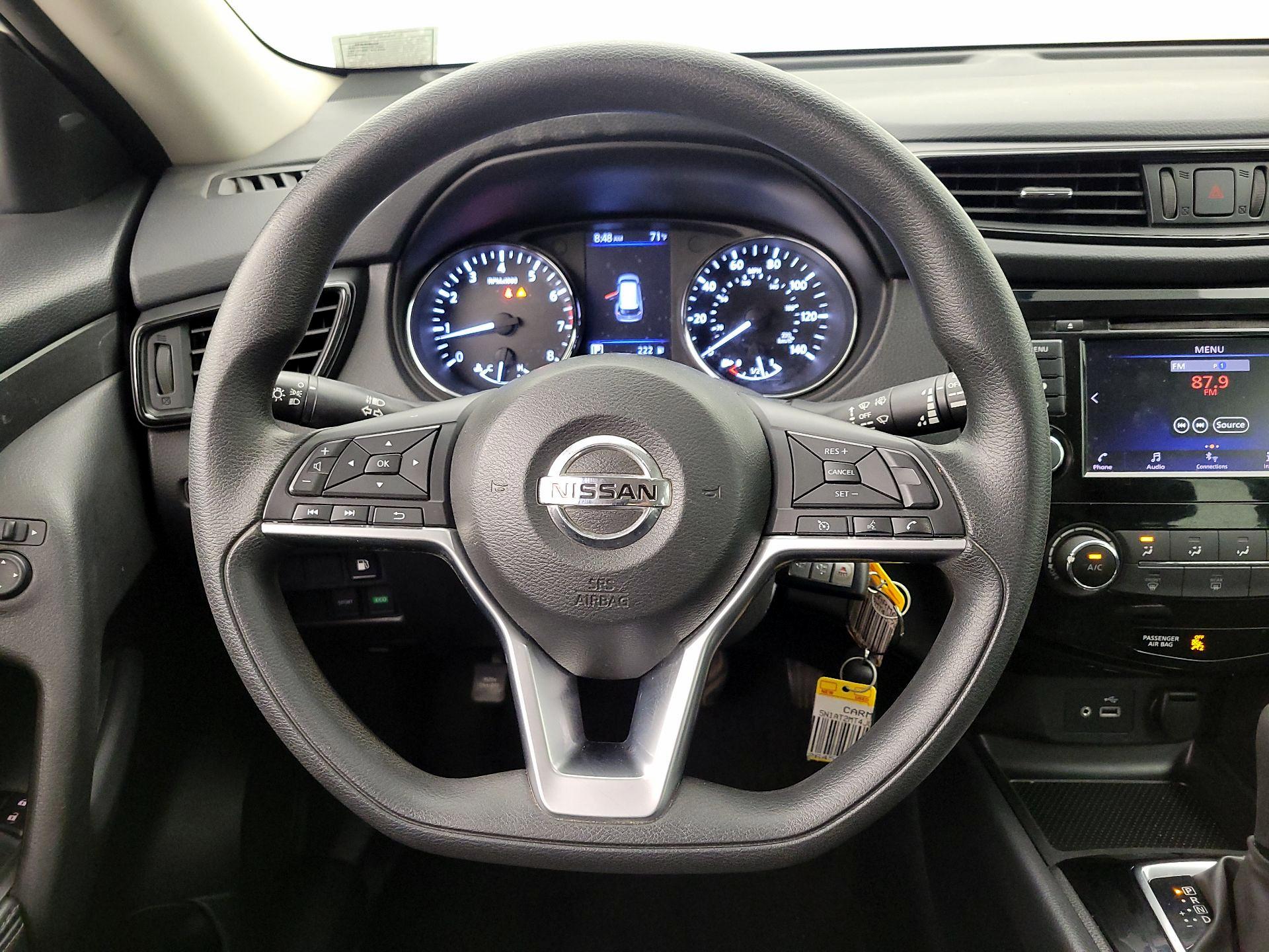 Thumbnail: 2018 Nissan Rogue - 10