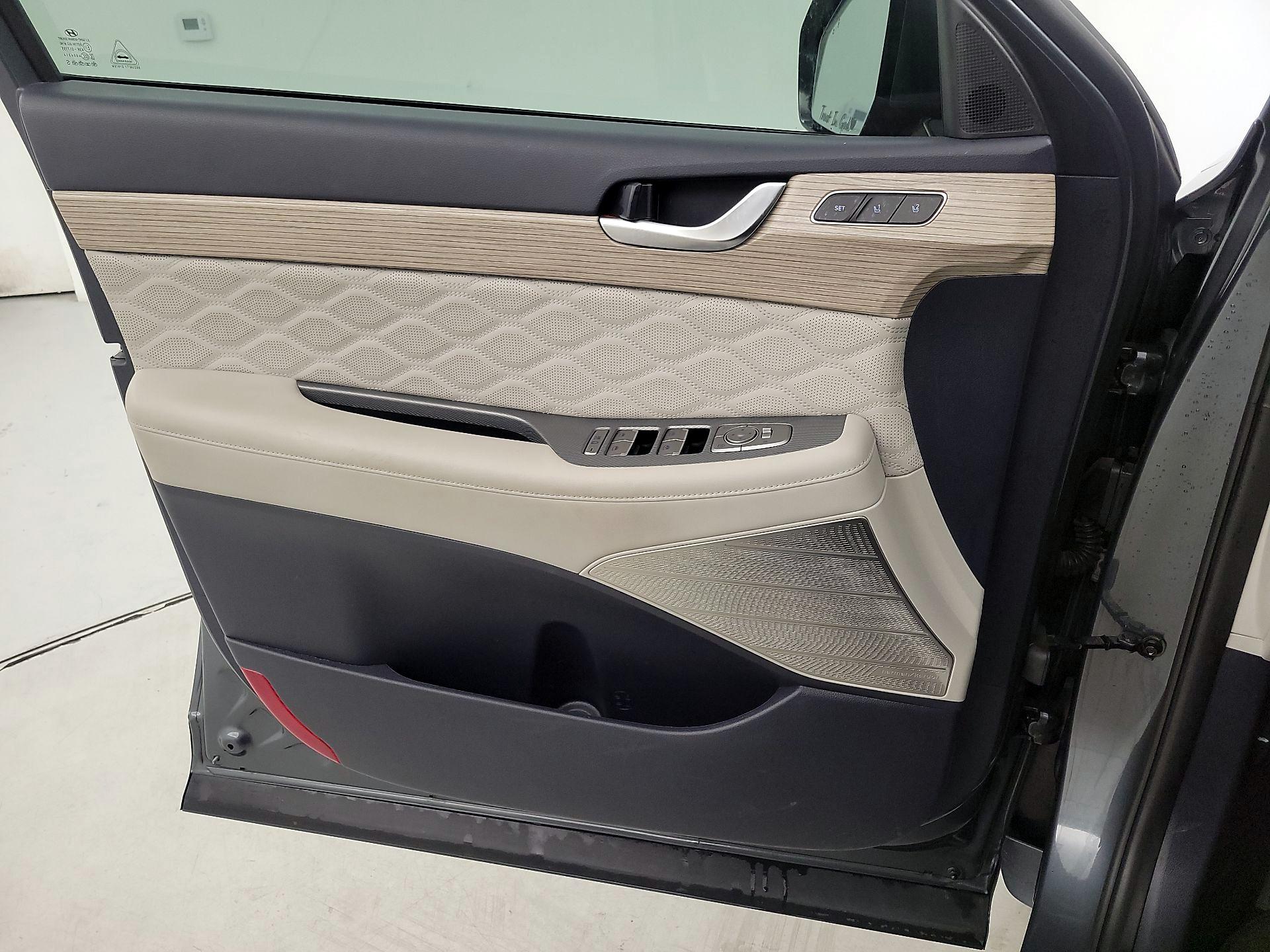Thumbnail: 2021 Hyundai Palisade - 12