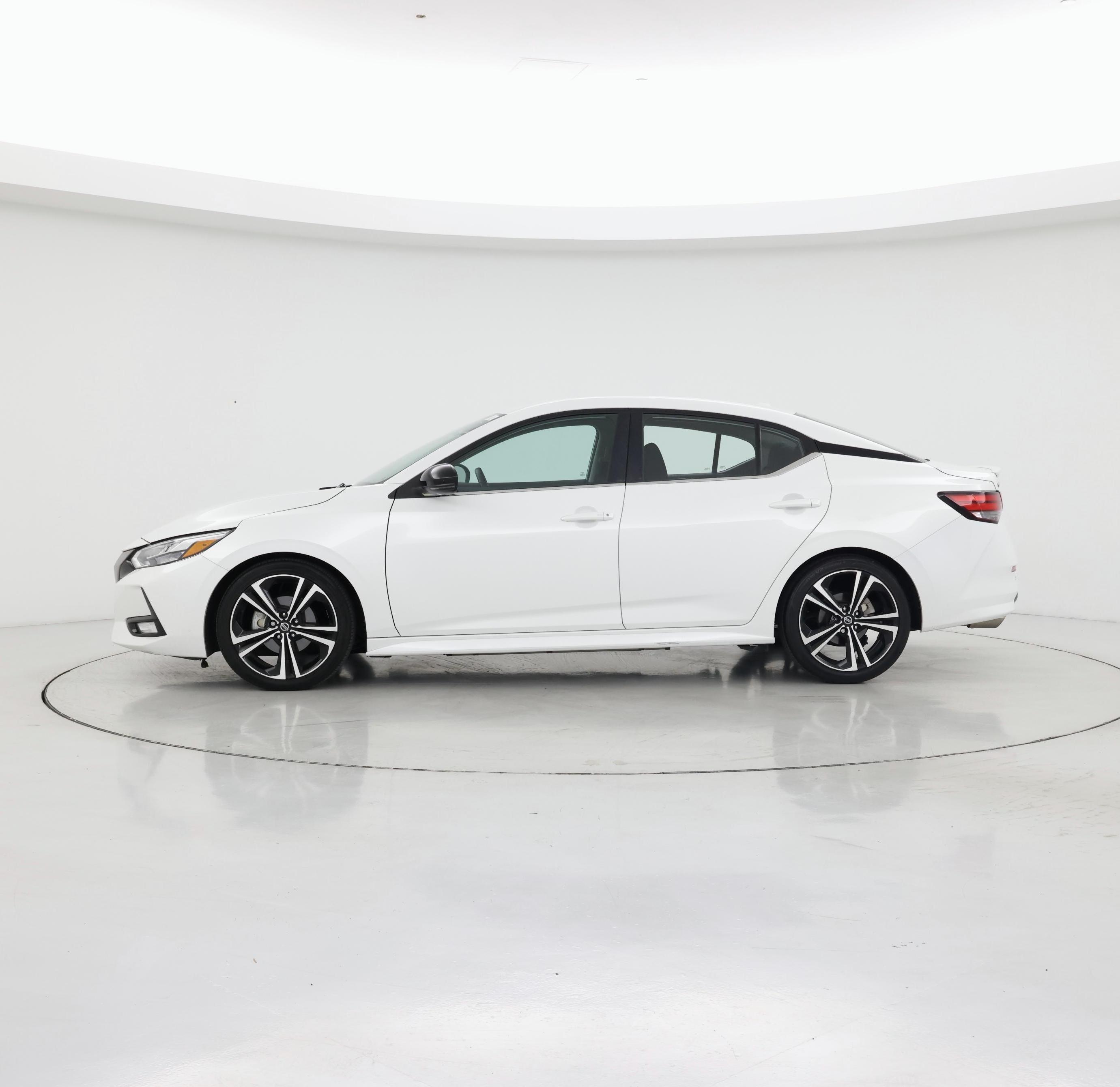Thumbnail: 2020 Nissan Sentra - 3