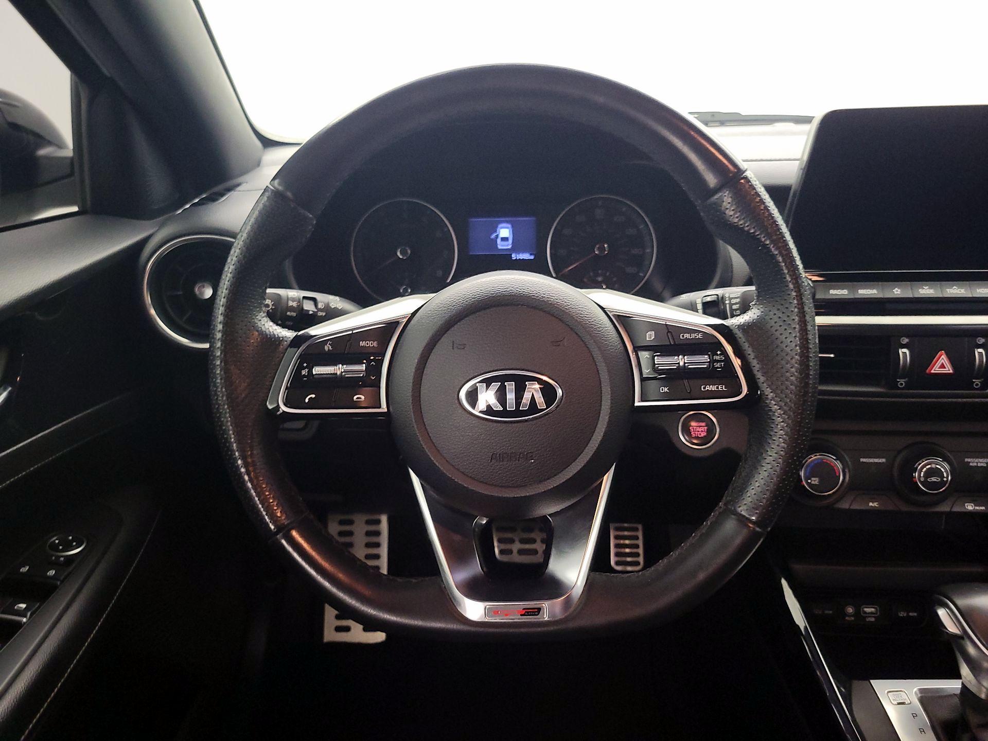 Thumbnail: 2021 Kia Forte - 10