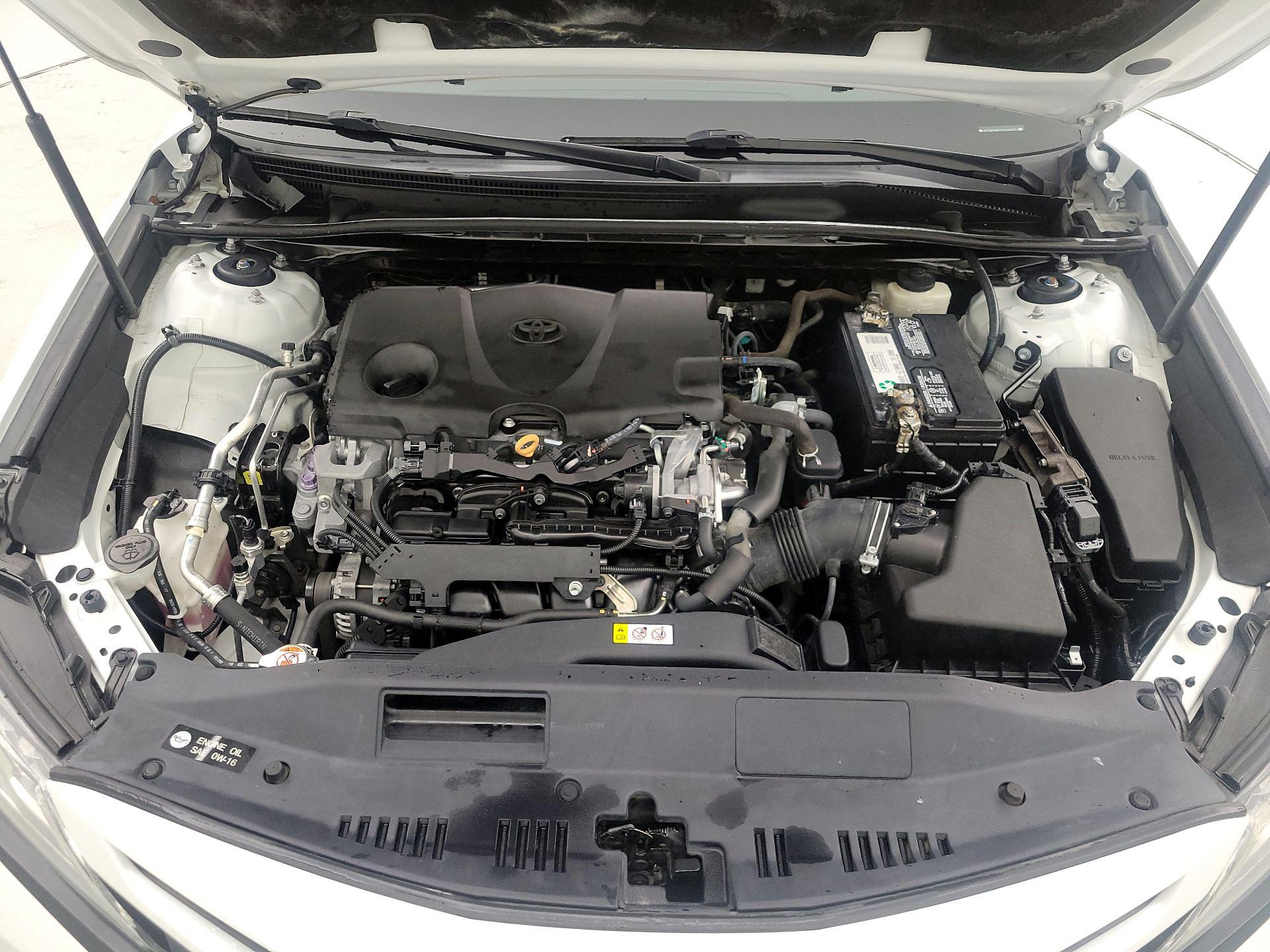 Thumbnail: 2018 Toyota Camry - 19